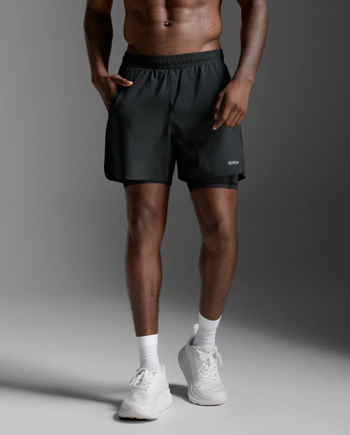 2XU Men's Aero 2-In-1 5" Shorts MR7351B - Image 2