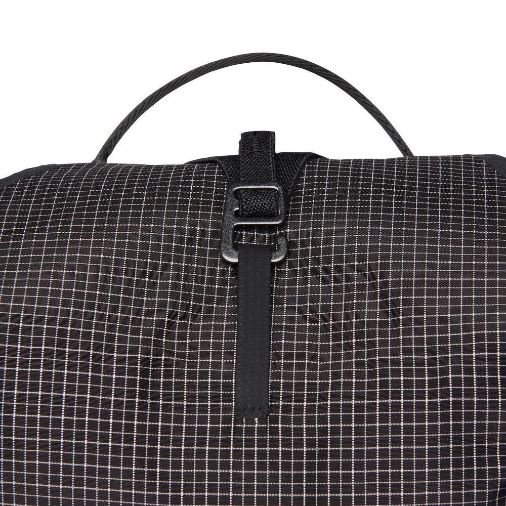 Black Diamond Distance 15 Backpack (Gen 2) (Prior Years) - Image 7
