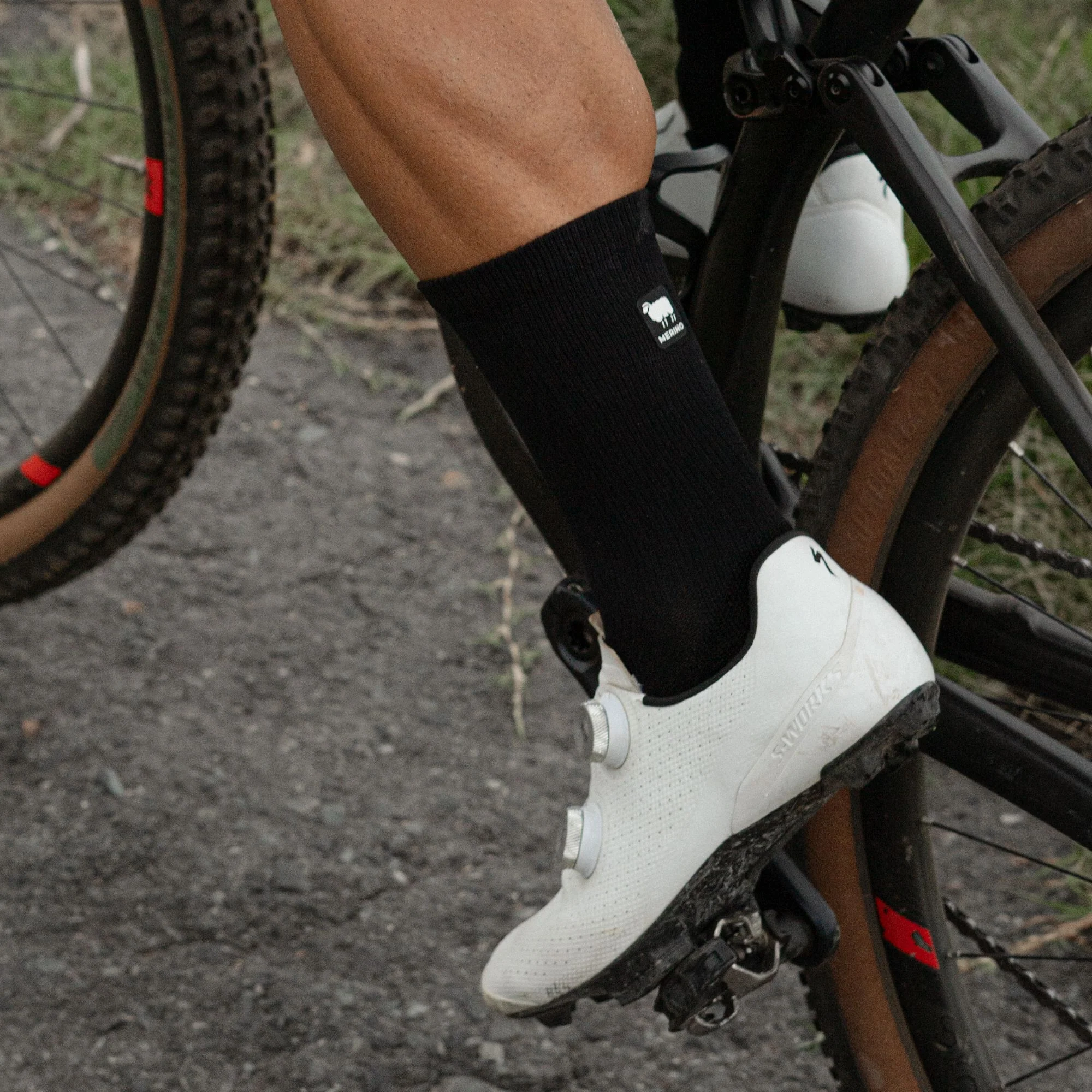 Versus Black Wolf Merino Winter Socks - Image 2