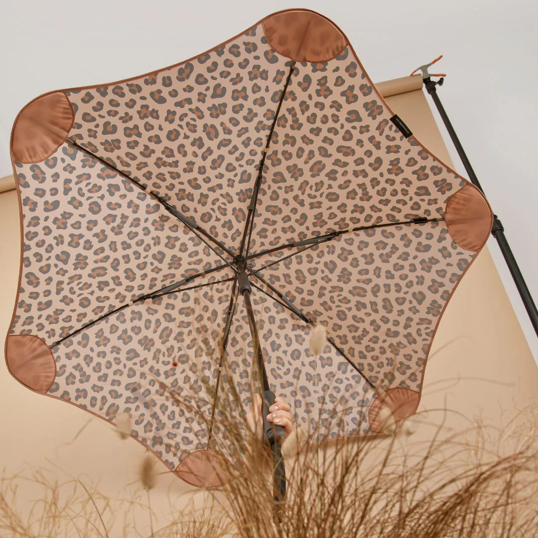 BLUNT Classic Safari Leopard Umbrella - Image 5