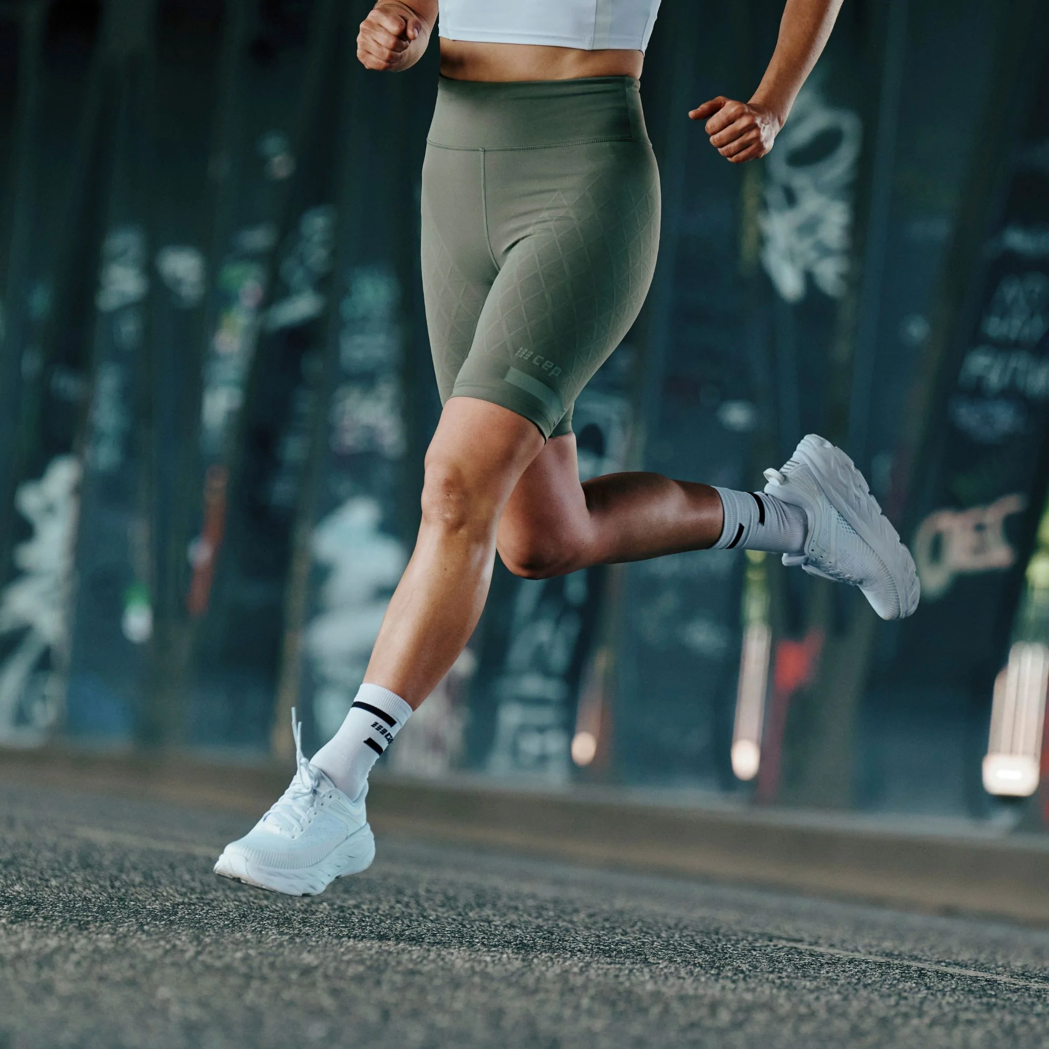 CEP The Run Compression Mid Cut Socks 4.0, Women - Image 18