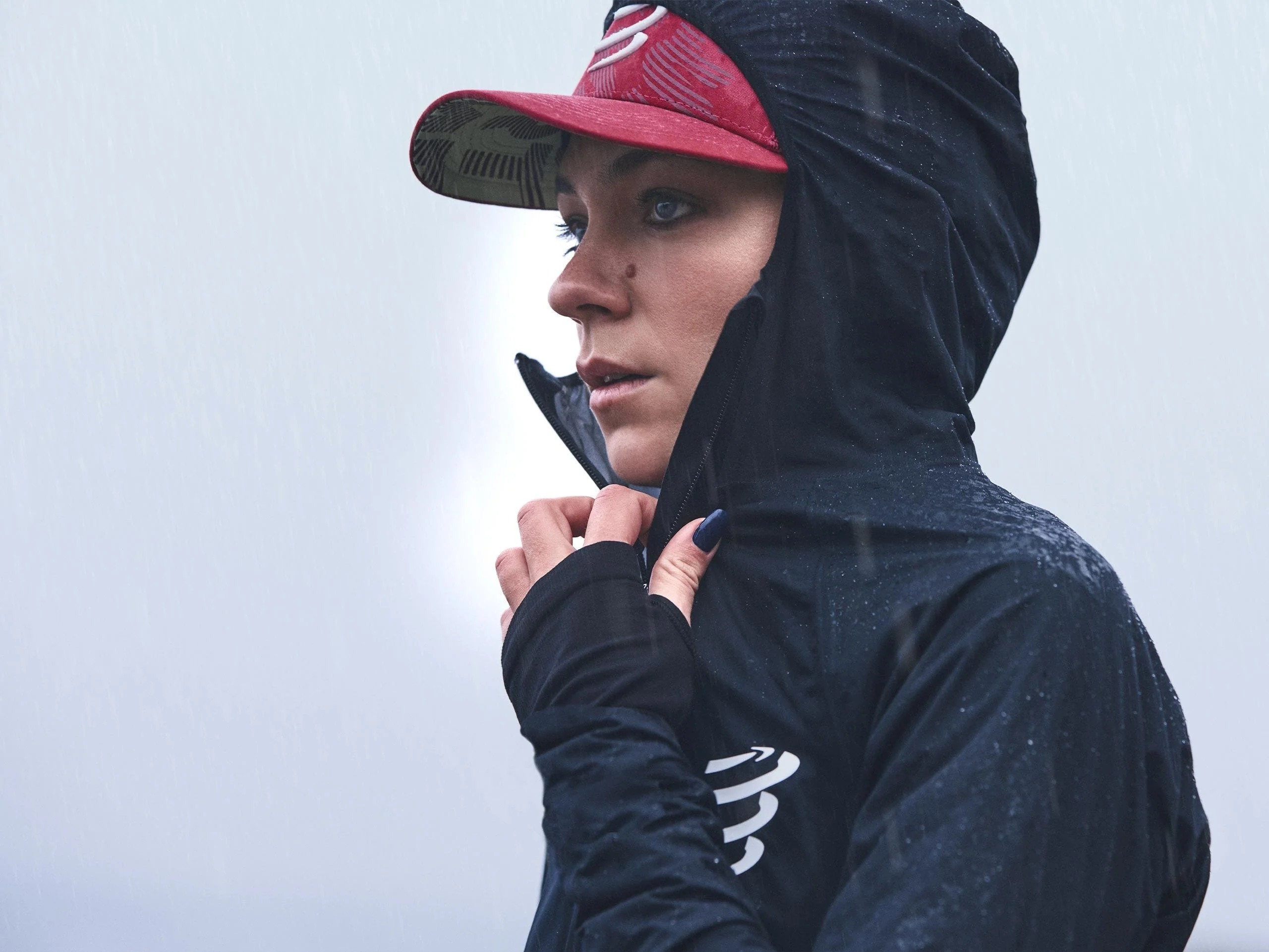 Compressport Hurricane Waterproof 10/10 Jacket Unisex - Image 7