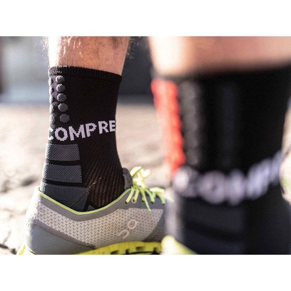 Compressport Shock Absorb Socks - Image 4