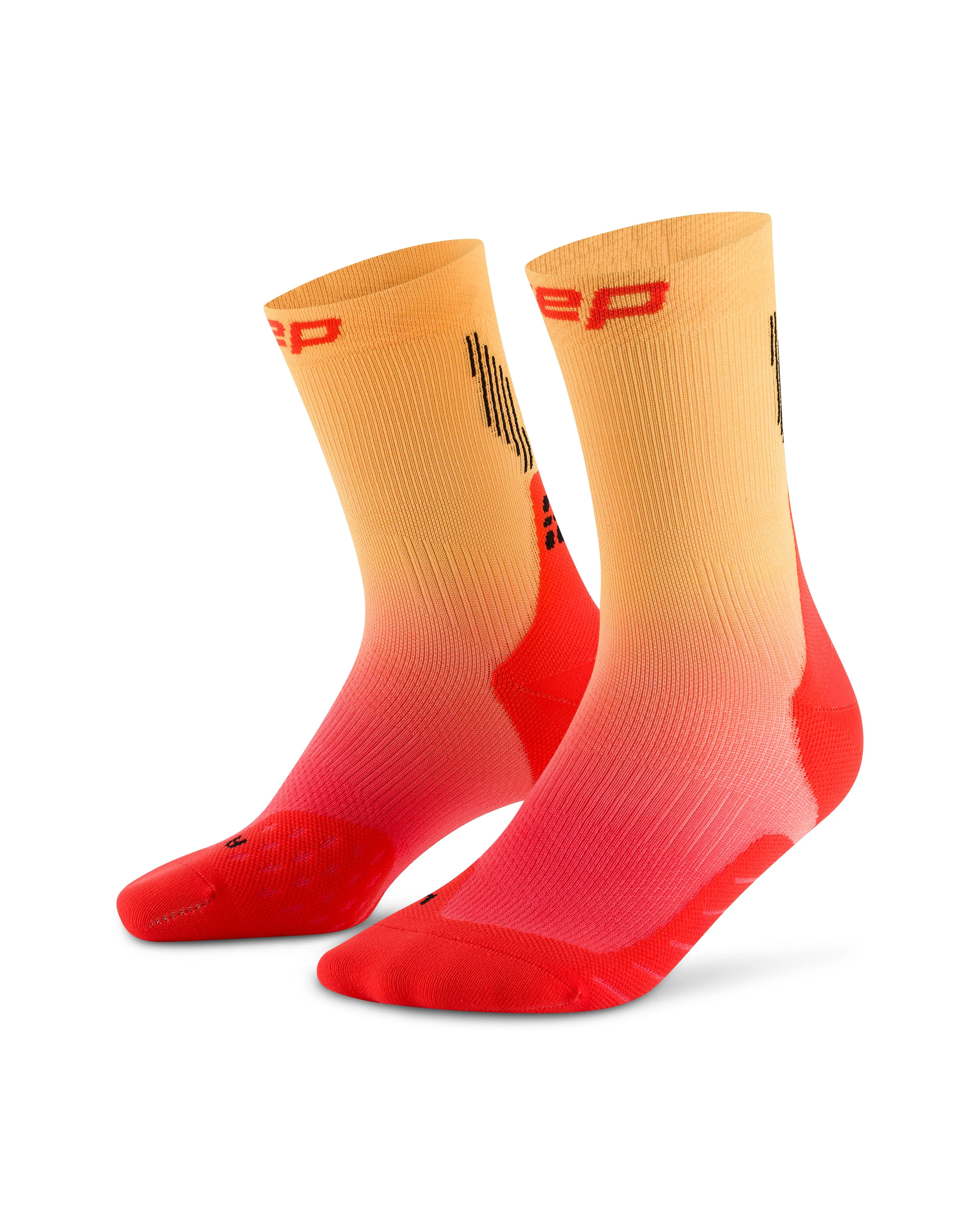 CEP Core Run Gradient Mid Cut Compression Socks 5.0, Women's - Image 10