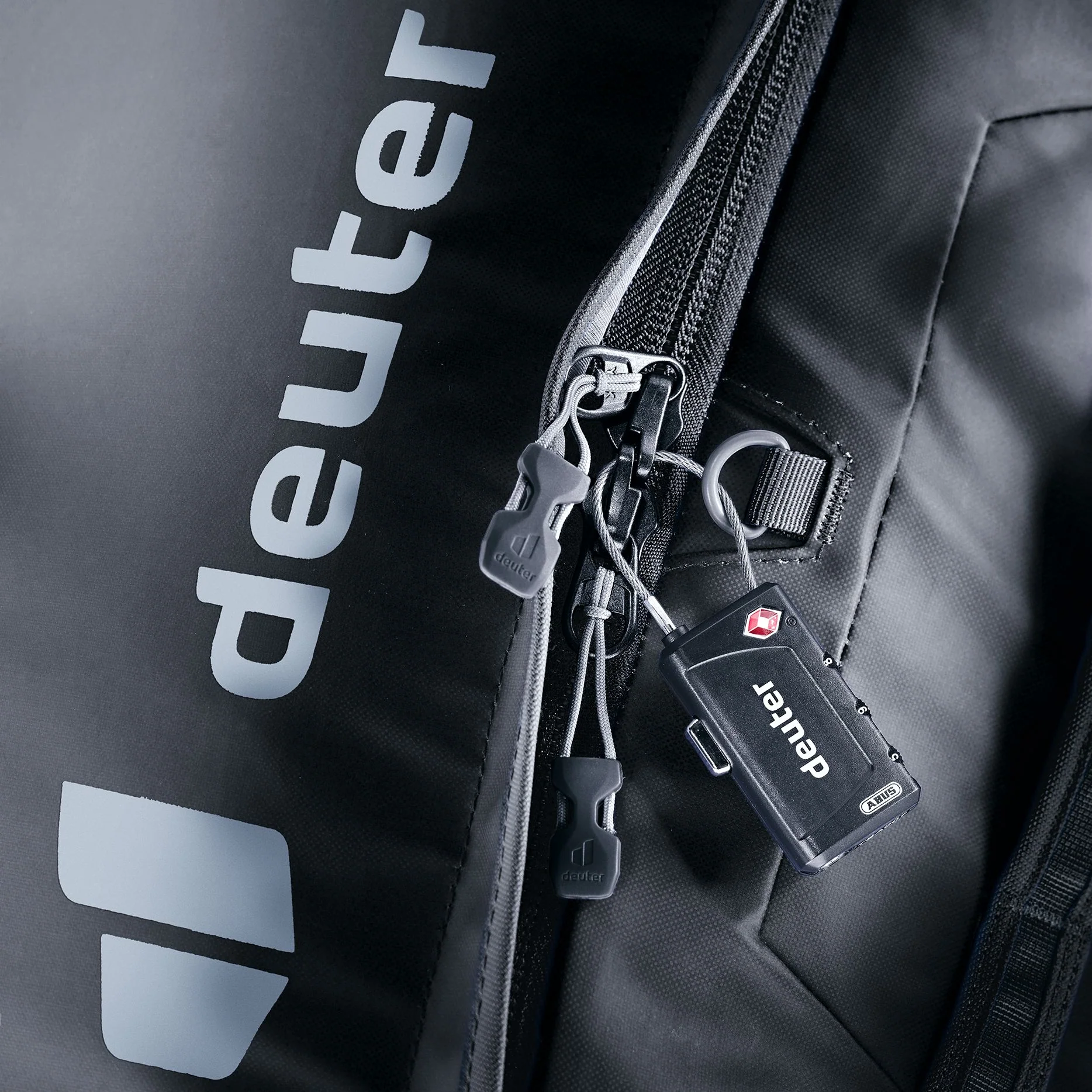 Deuter Duffel Pro Movo 36 Roller Bags - Image 10