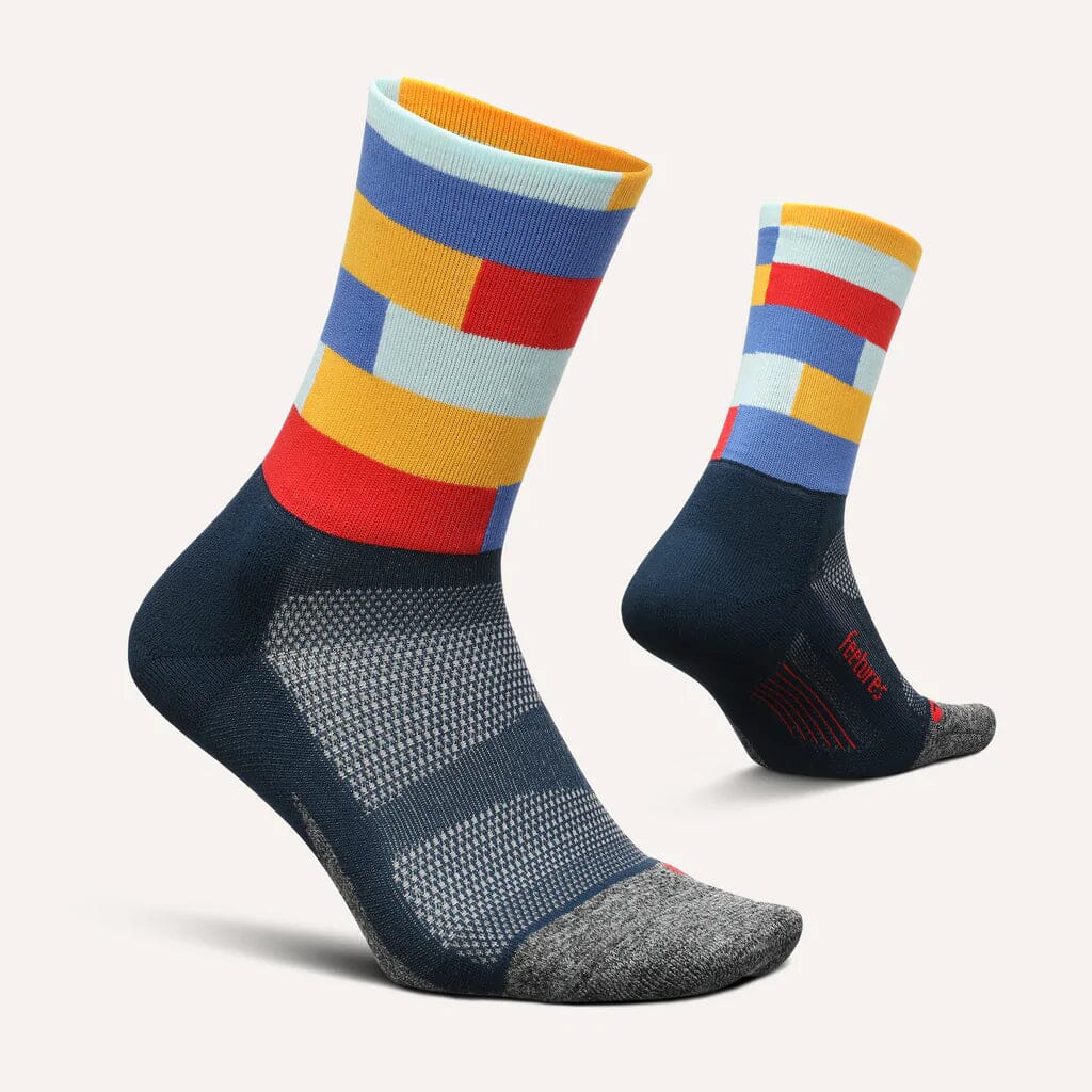 Feetures Elite Light Cushion Mini Crew Socks - Image 8