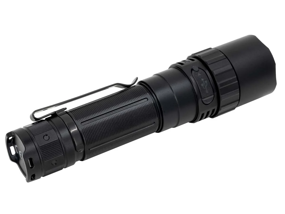 Fenix PD40R V3.0 Rechargeable Flashlight - Image 2
