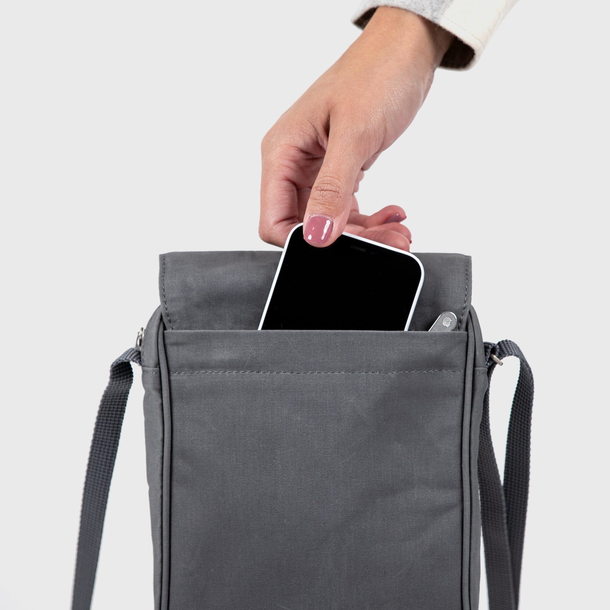 Fjallraven Greenland Pocket Messenger Bag - Image 5