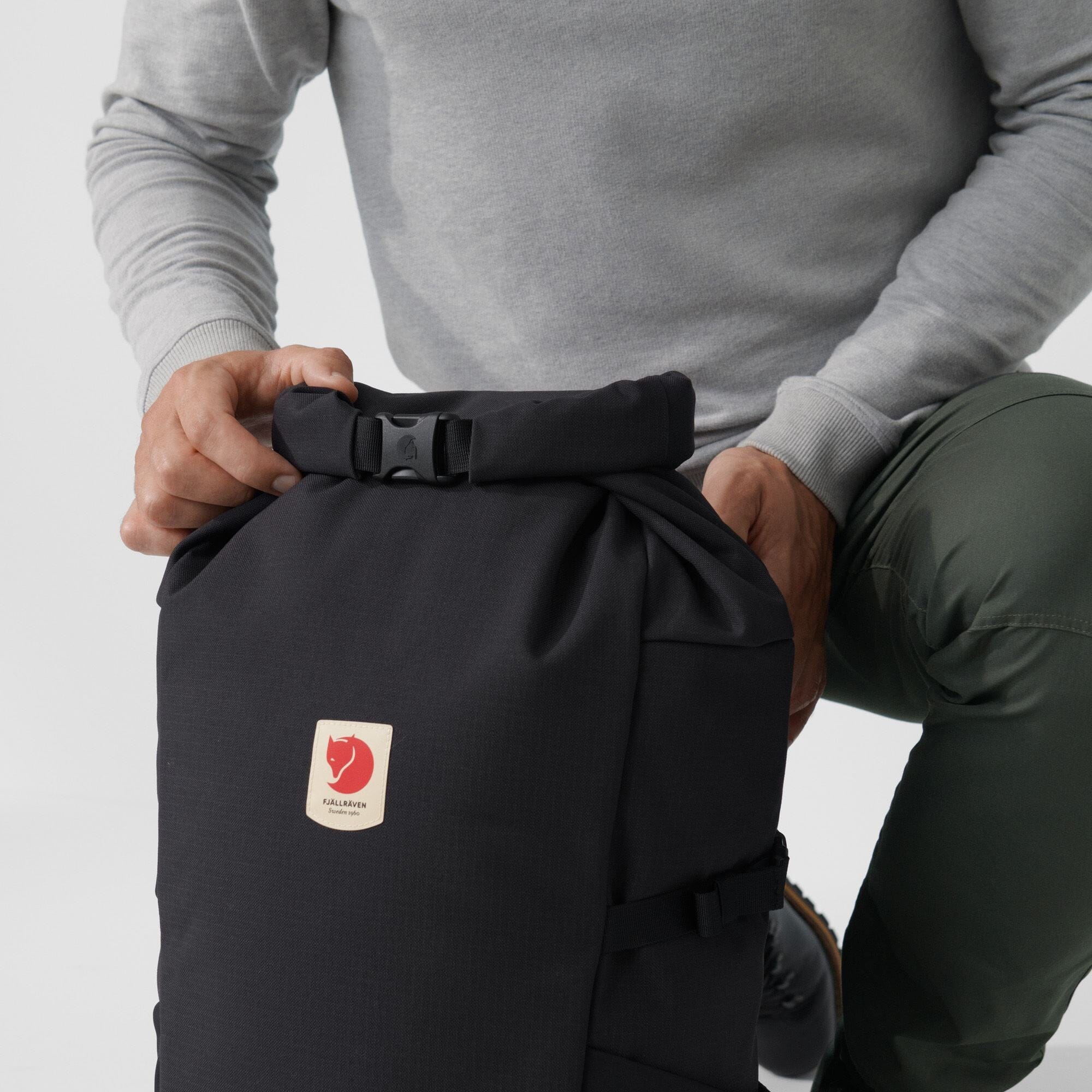 Fjallraven Ulvo Rolltop 30 Backpack - Image 10