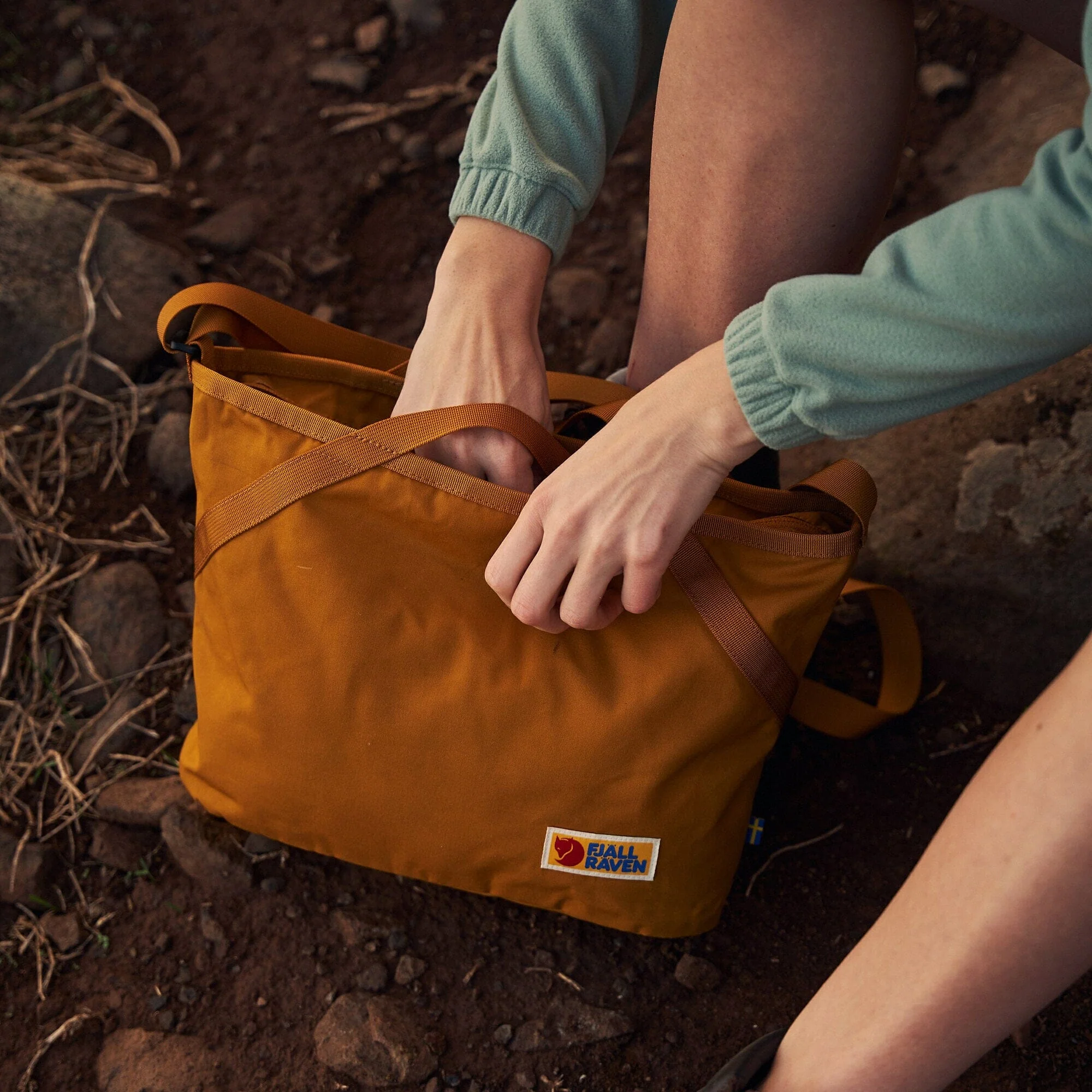 Fjallraven Vardag Crossbody Messenger Bag - Image 8