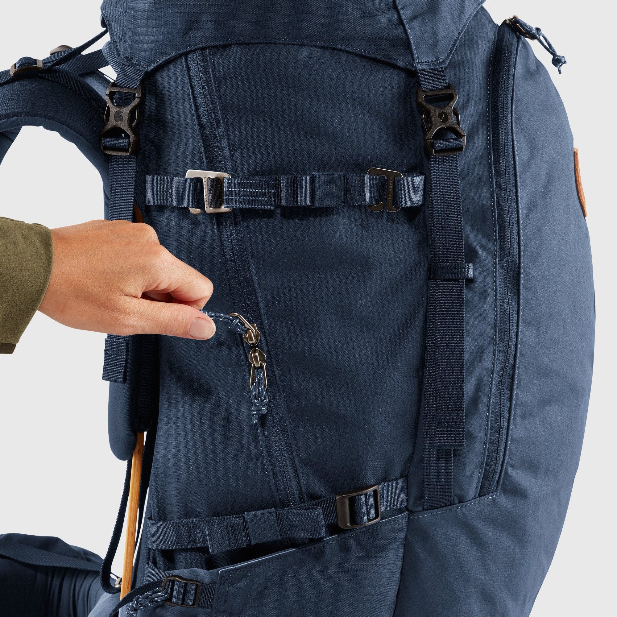 Fjallraven Woman's Keb 52 Backpack - Image 7