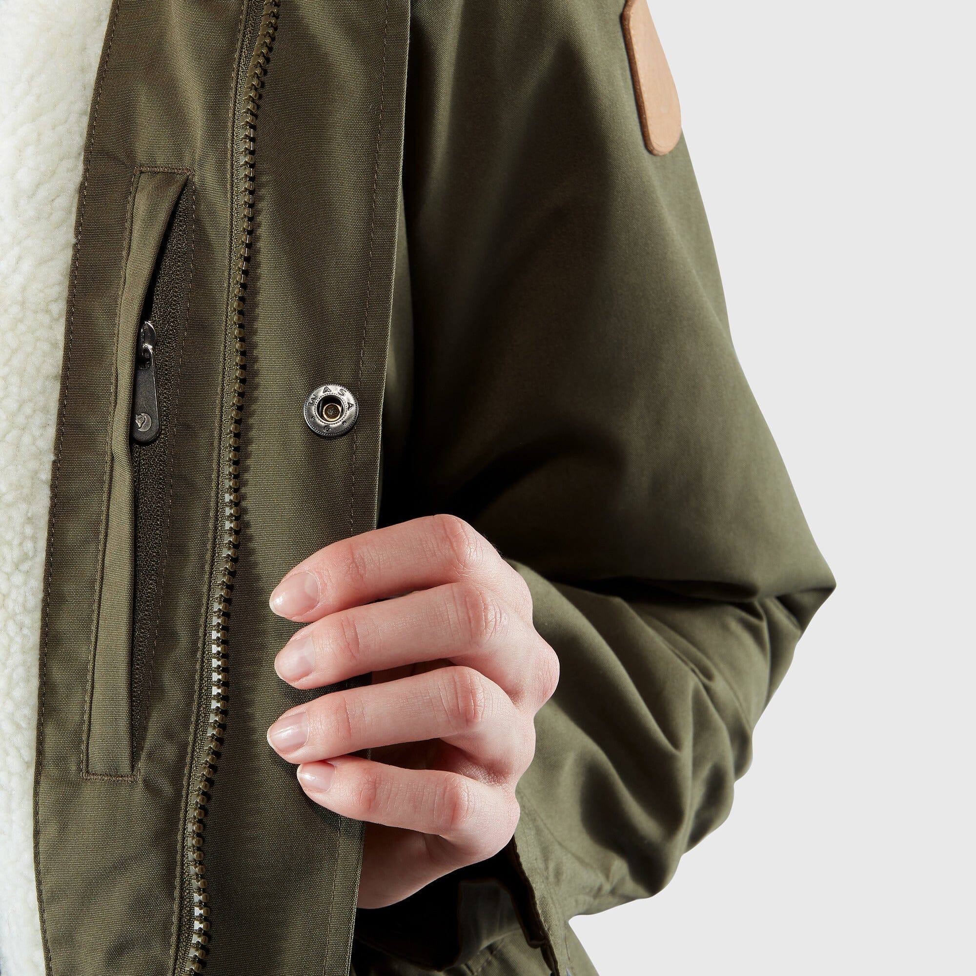 Fjallraven Greenland Winter Parka Women's - Image 11
