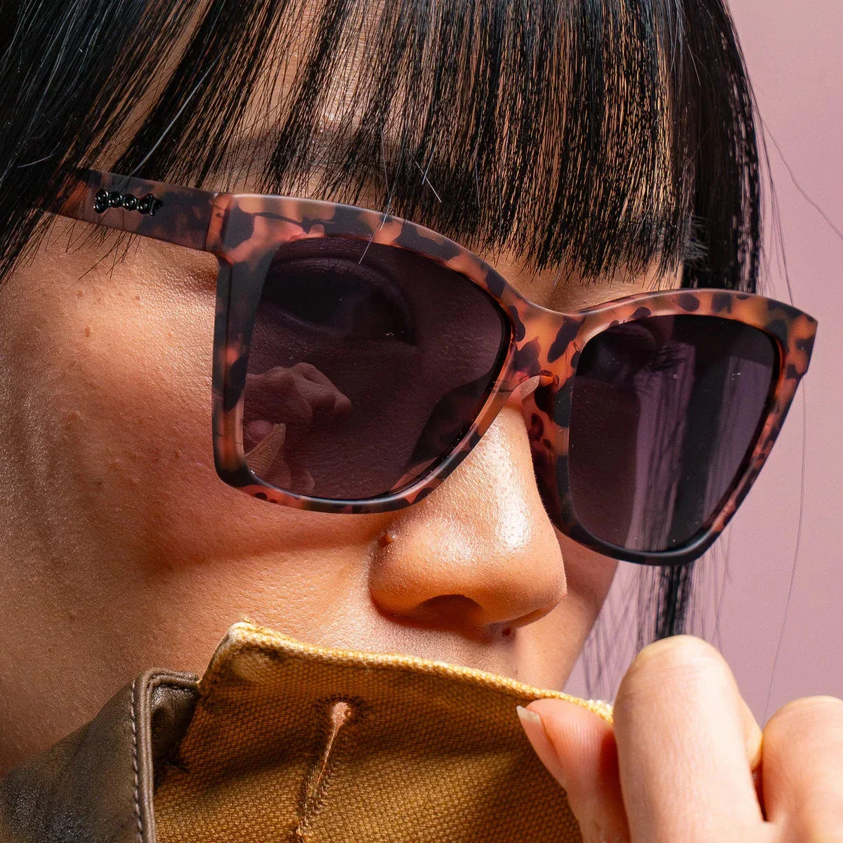 goodr Pop G - Sports Sunglasses - Avoid Meet, Be A Social Vegan - Image 2