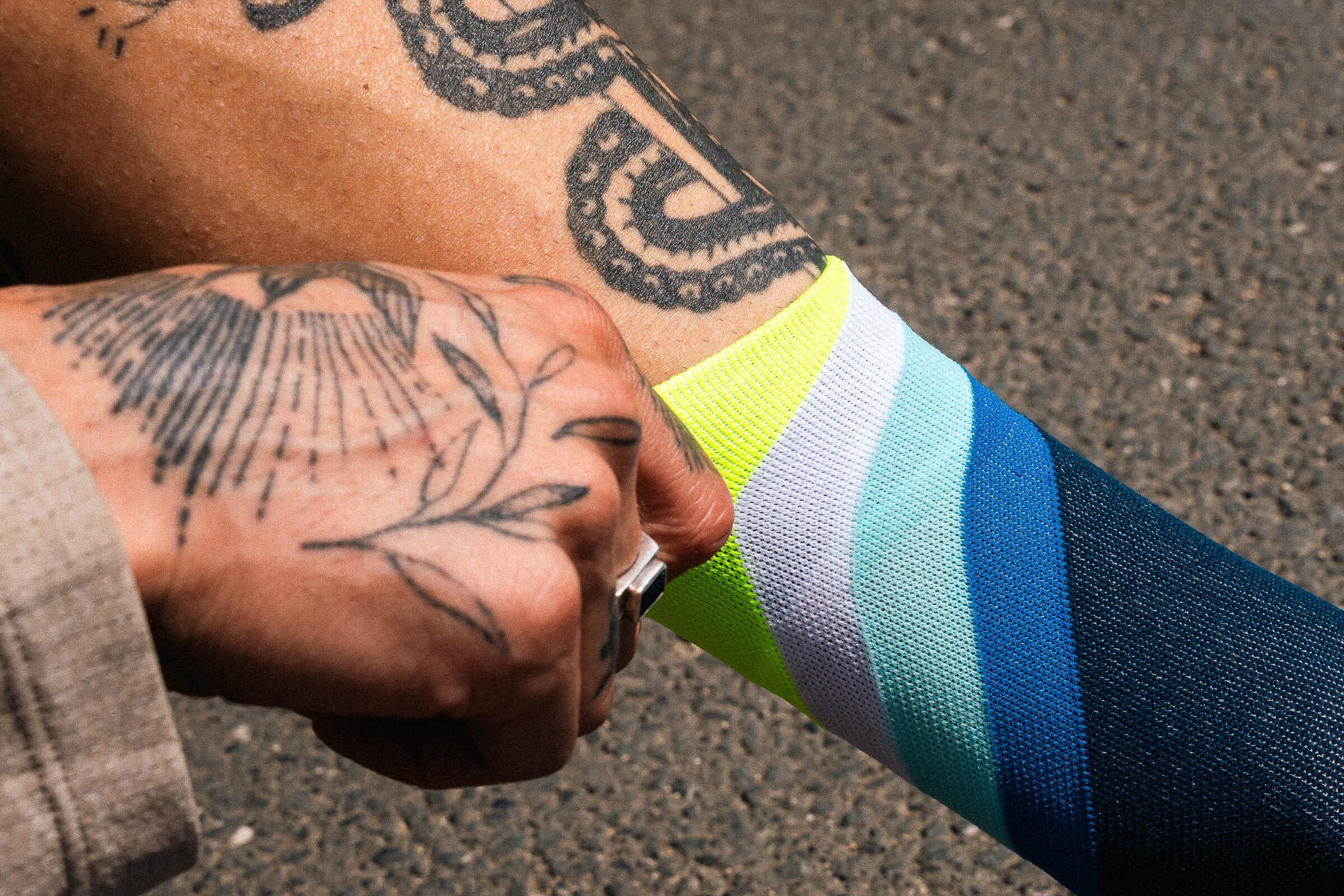 Incylence Running Grades Navy Canary Socks - Image 3