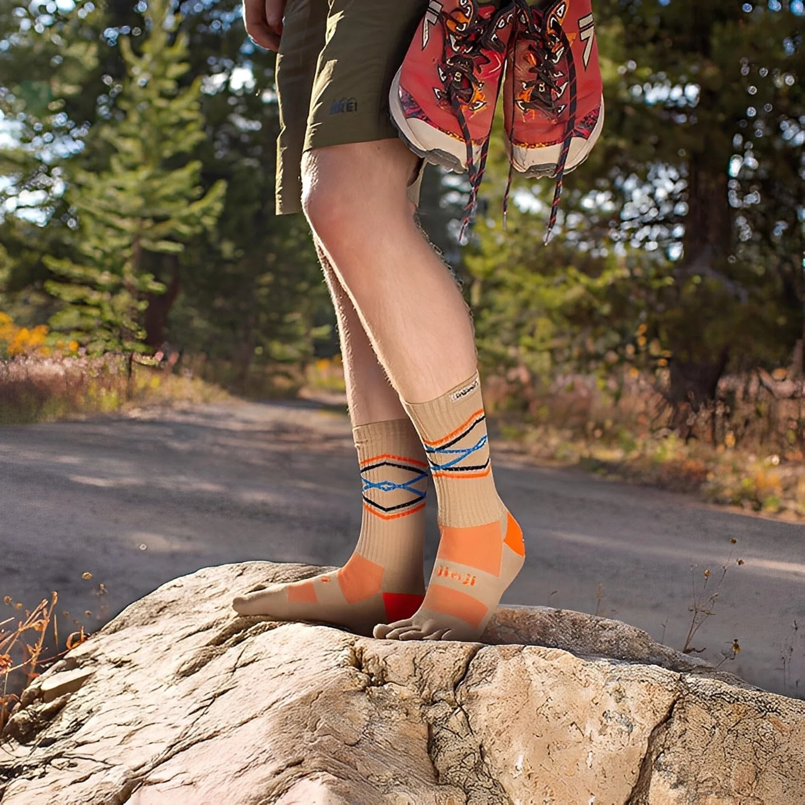 Injinji Trail Midweight Crew Socks - Image 5