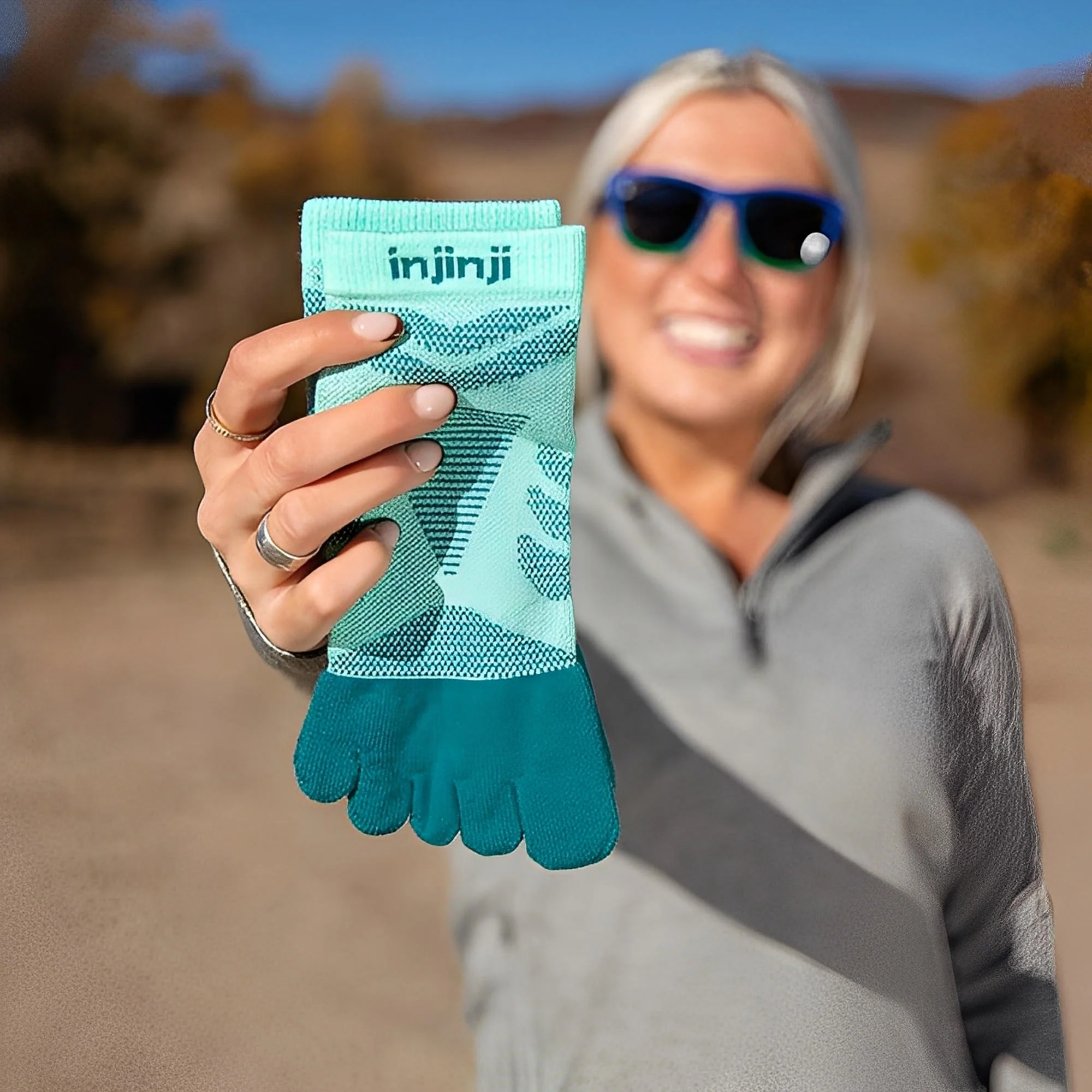 Injinji Women's Ultra Run Mini-Crew Socks - Image 6