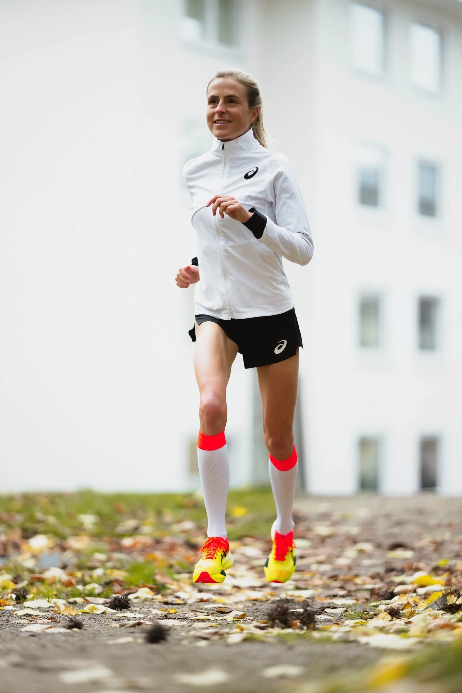Incylence Renewed Compression V2 White Inferno Socks - Image 5
