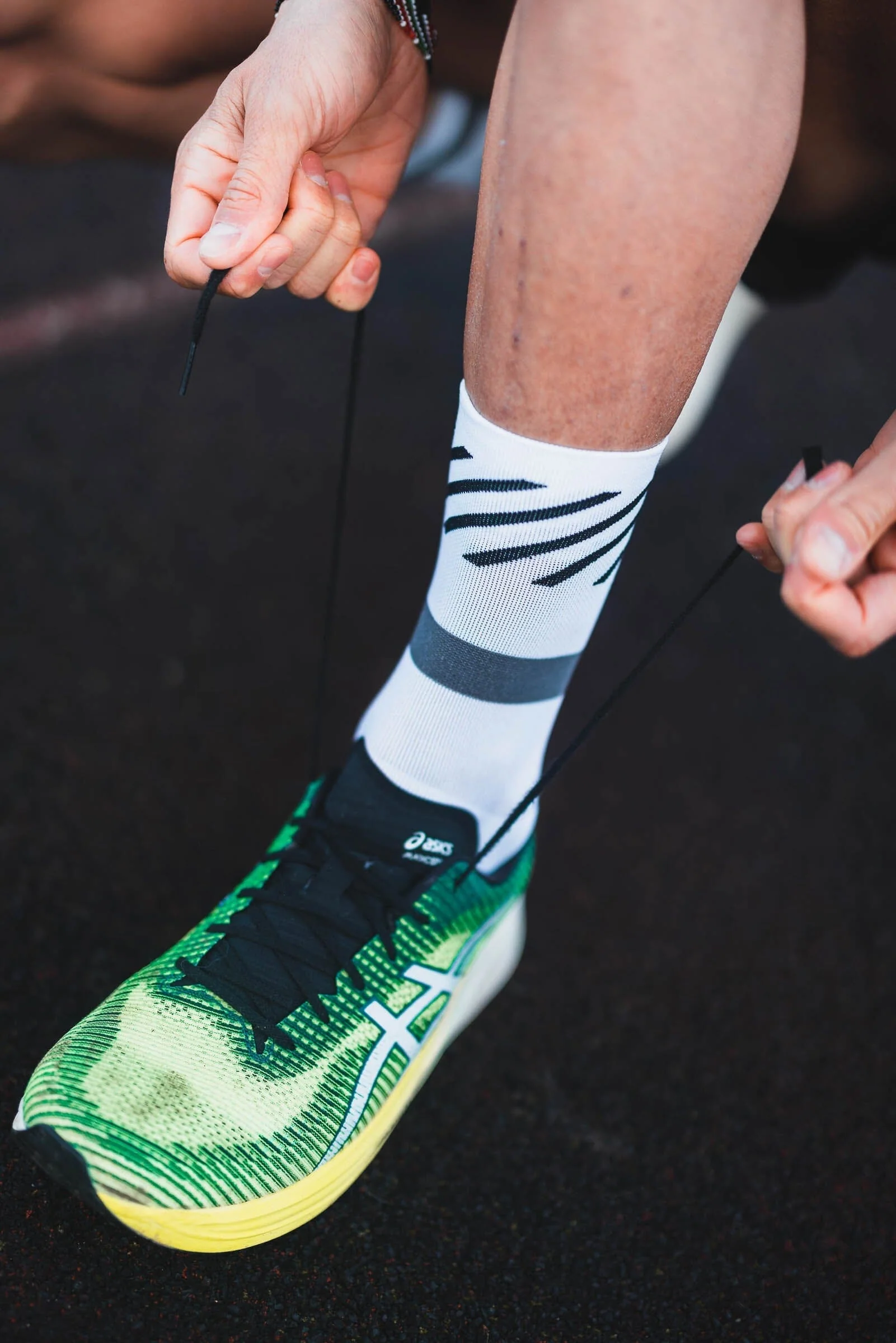 Incylence Running Disrupts White Socks - Image 3