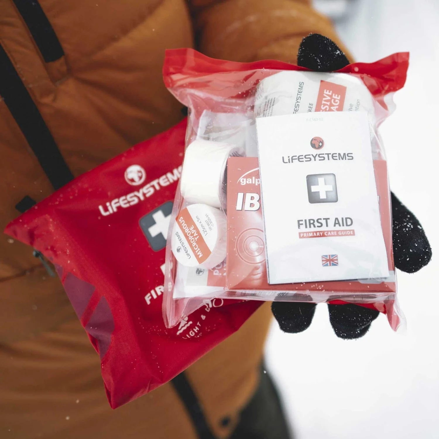Lifesystems Light & Dry Pro First Aid Kit - Image 2