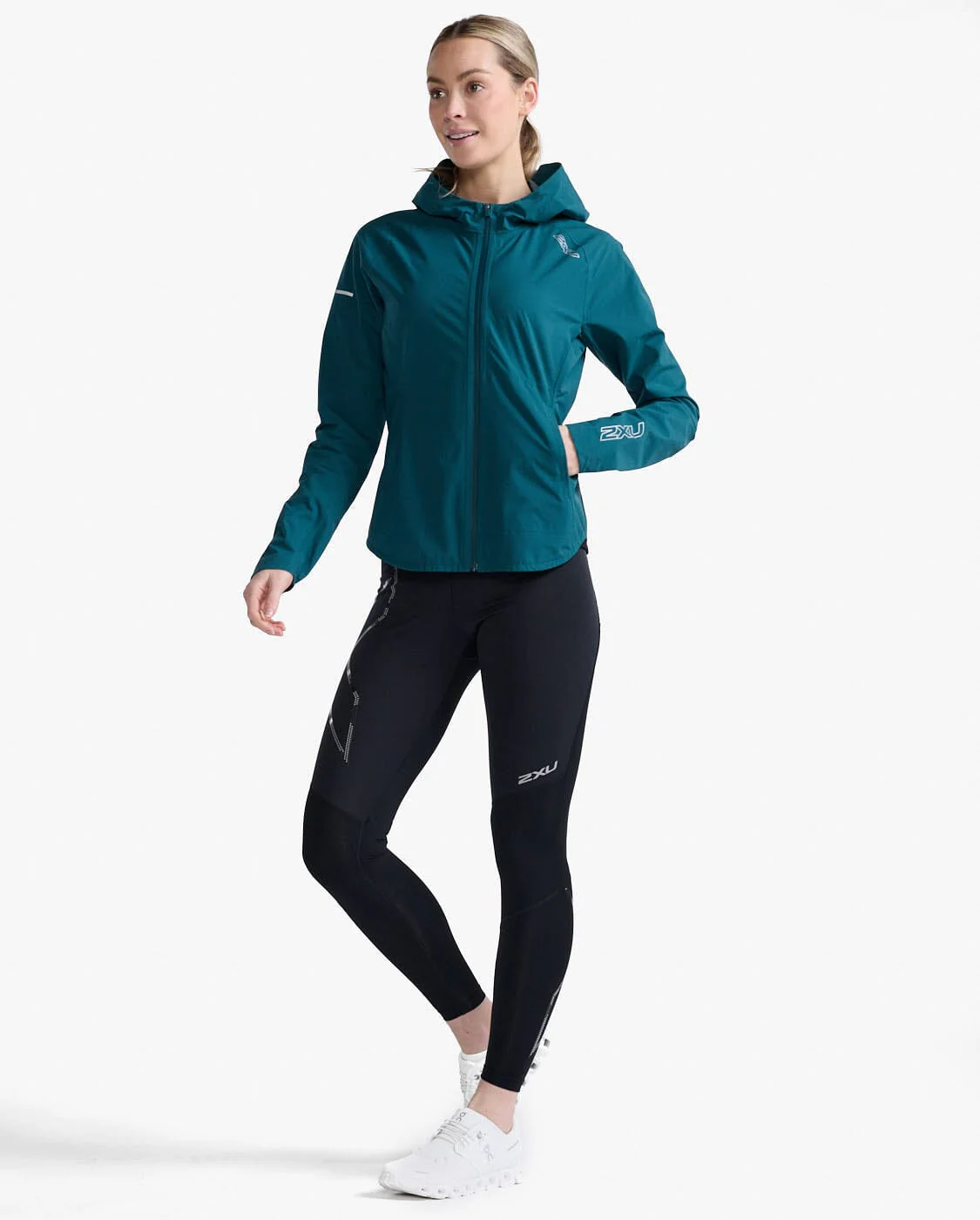 2XU Women's Light Speed Waterproof Jacket WR6842A - Image 3