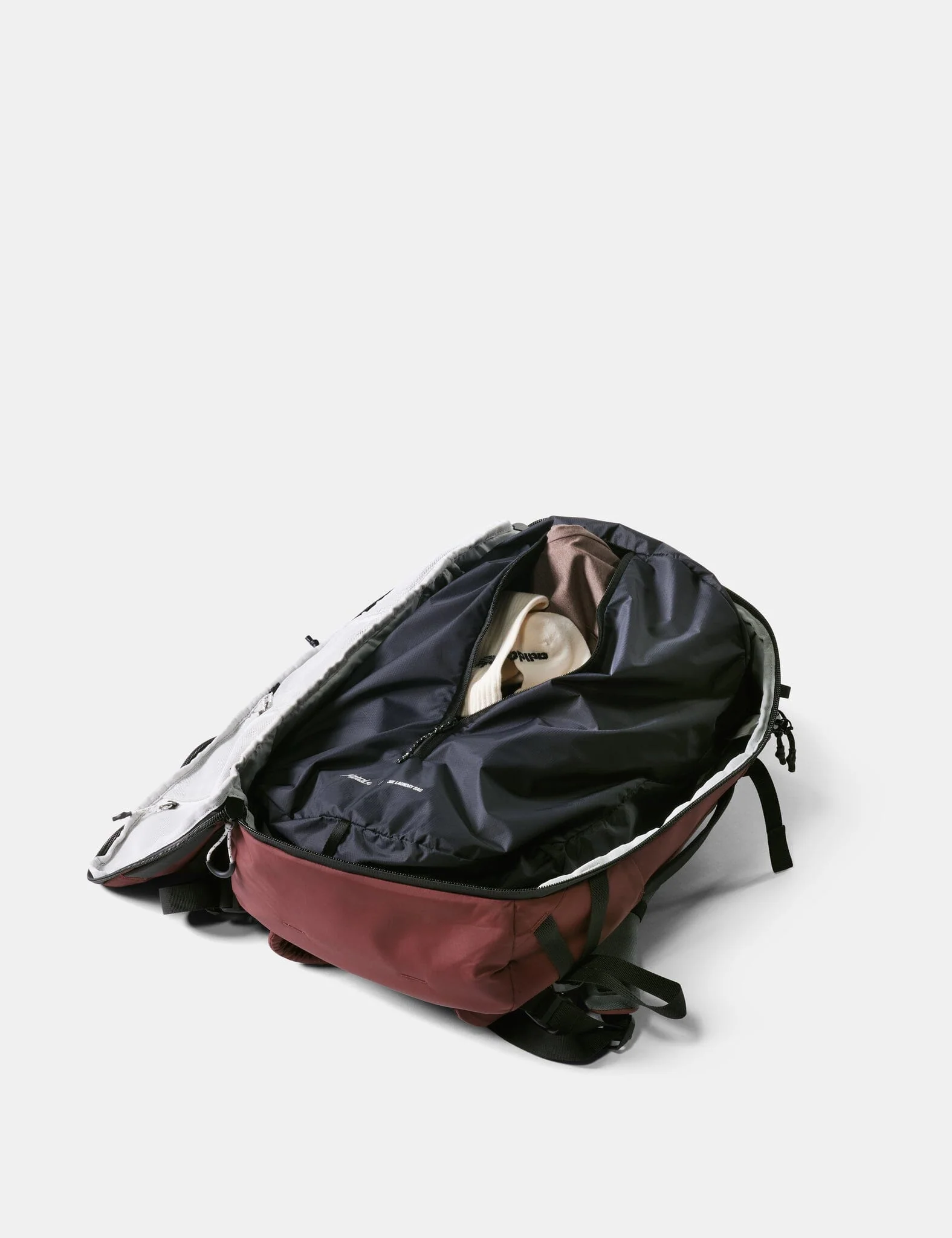Matador Packable Laundry Bag - Image 2