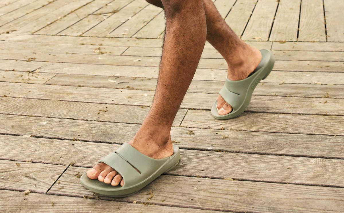 OOFOS Unisex OOahh Slide Sandal - Foliage - Image 5