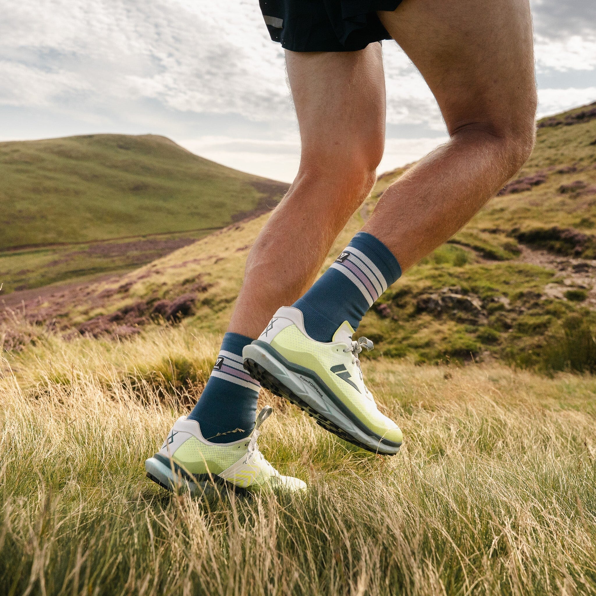 Versus Misty Lake Trail Running Socks - Image 4