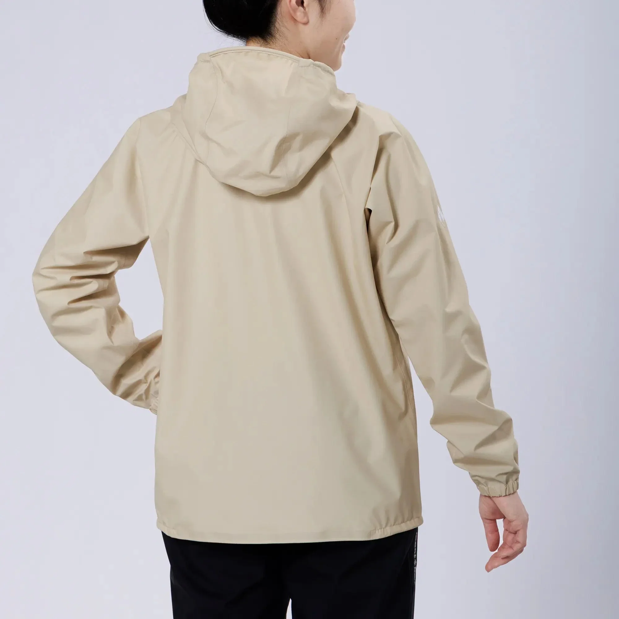 Montbell Women's Storm Cruiser Jacket - Image 4