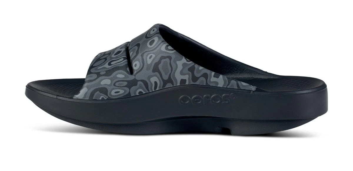OOFOS Unisex OOahh Sport Slide Sandal - Black Water Camo - Image 7