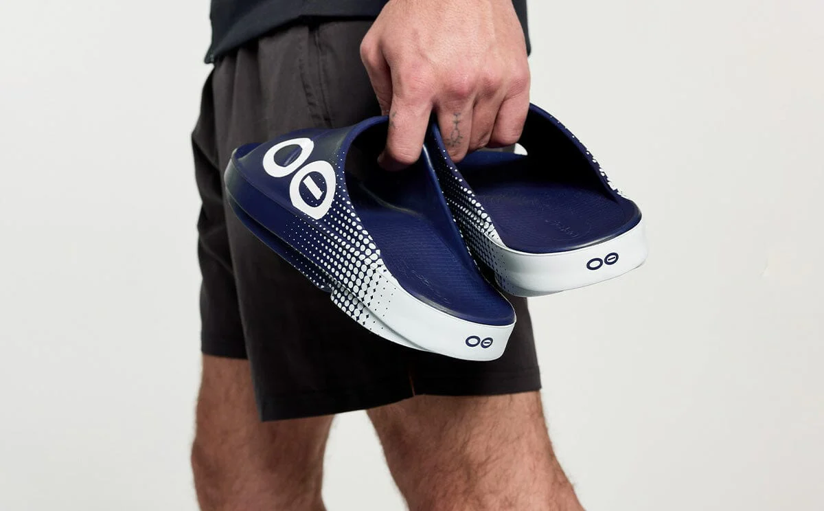 OOFOS Unisex OOahh Sport Slide Sandal - Navy Matrix - Image 4