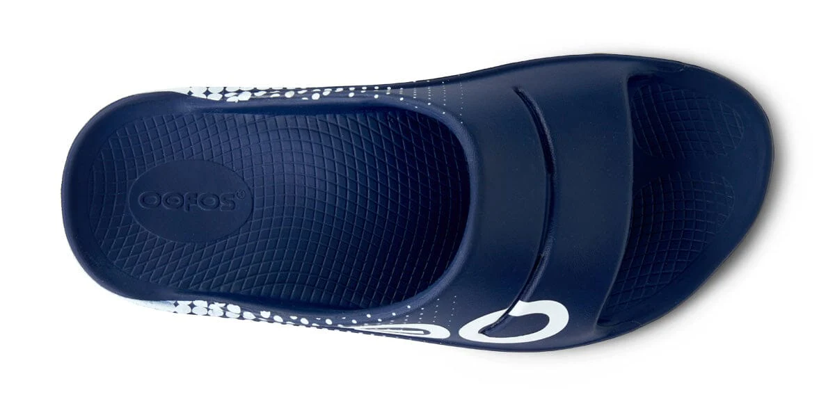 OOFOS Unisex OOahh Sport Slide Sandal - Navy Matrix - Image 9