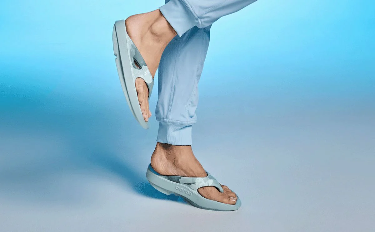 OOFOS Unisex OOriginal Thong Sandal - Mist Breeze (Limited) - Image 3