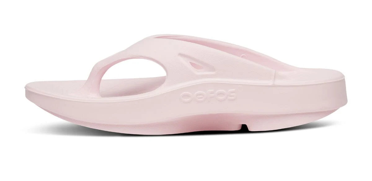OOFOS Unisex OOriginal Thong Sandal - Primrose - Image 4
