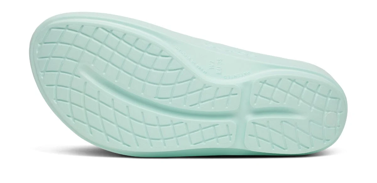 OOFOS Women's OOlala Thong Sandal - Mint - Image 7