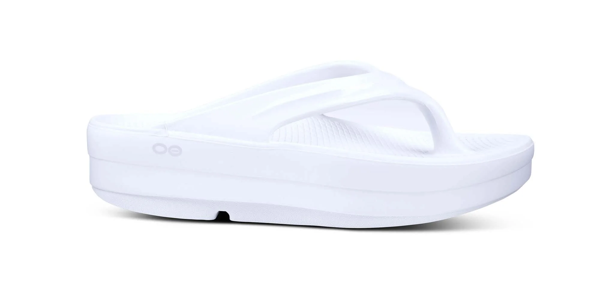 OOFOS Women's OOmega OOlala Thong Sandal - White - Image 3