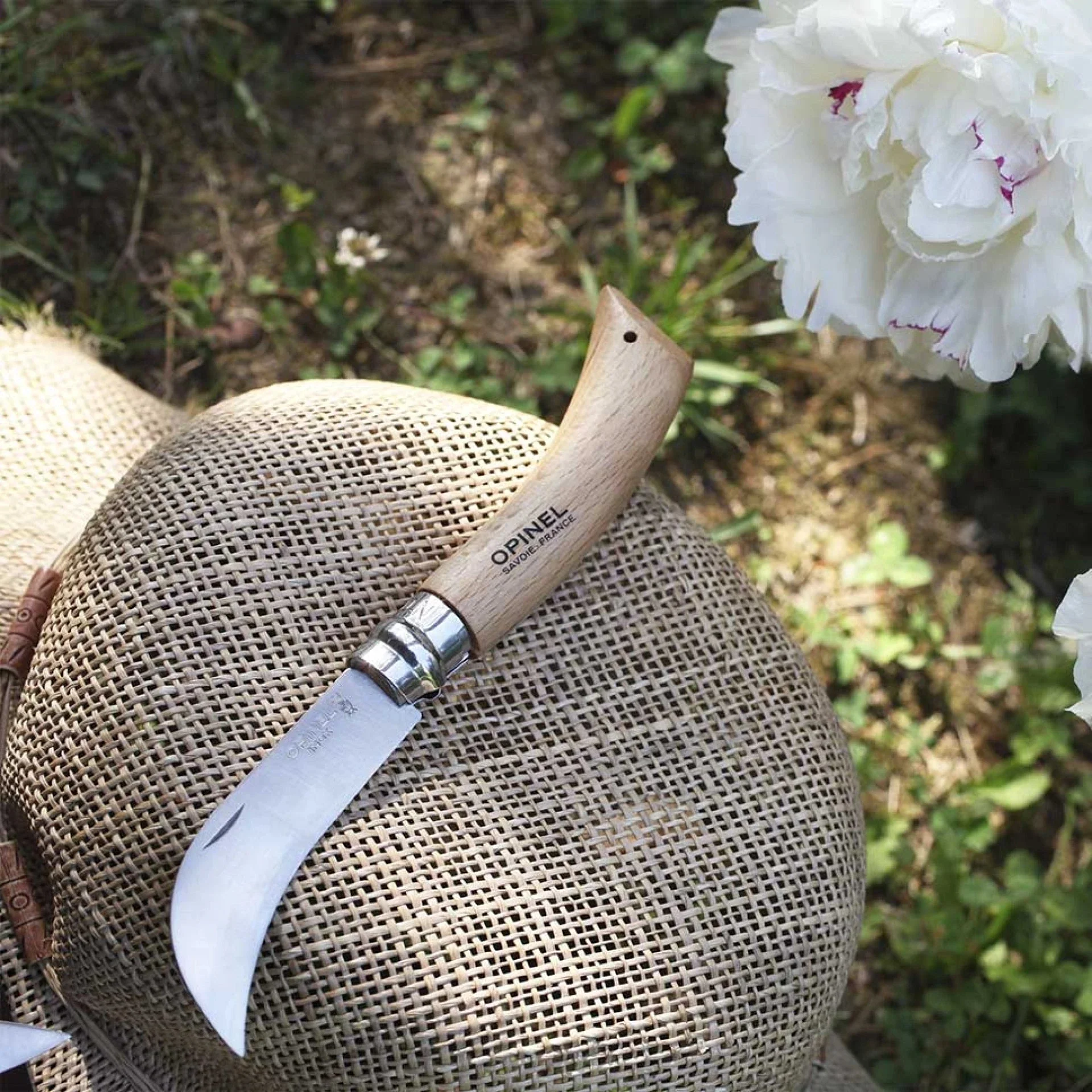 Opinel Pocket Knife N°08 Grafting Billhook - Image 4