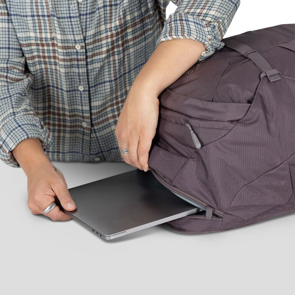 Osprey Fairview 40 Travel Pack (2026) - Image 9