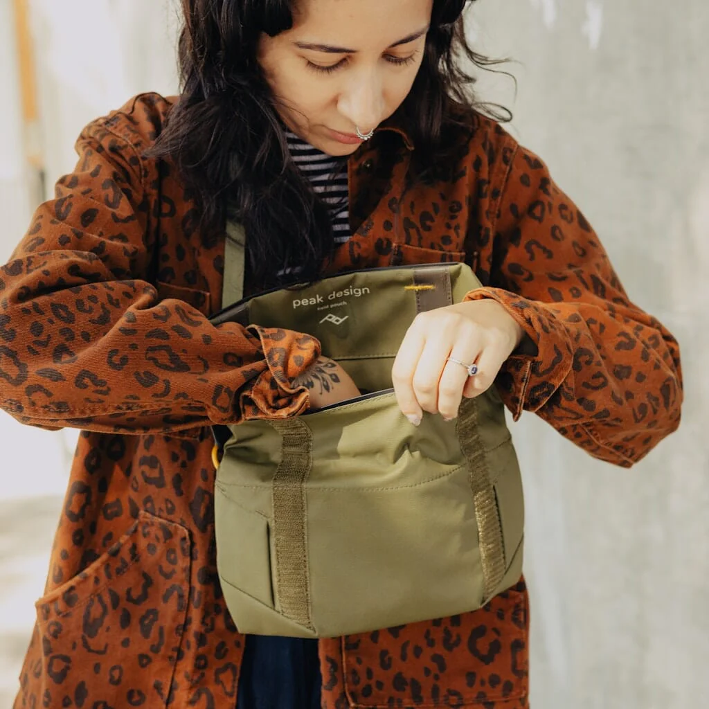 Peak Design Field Pouch V2 - Image 4