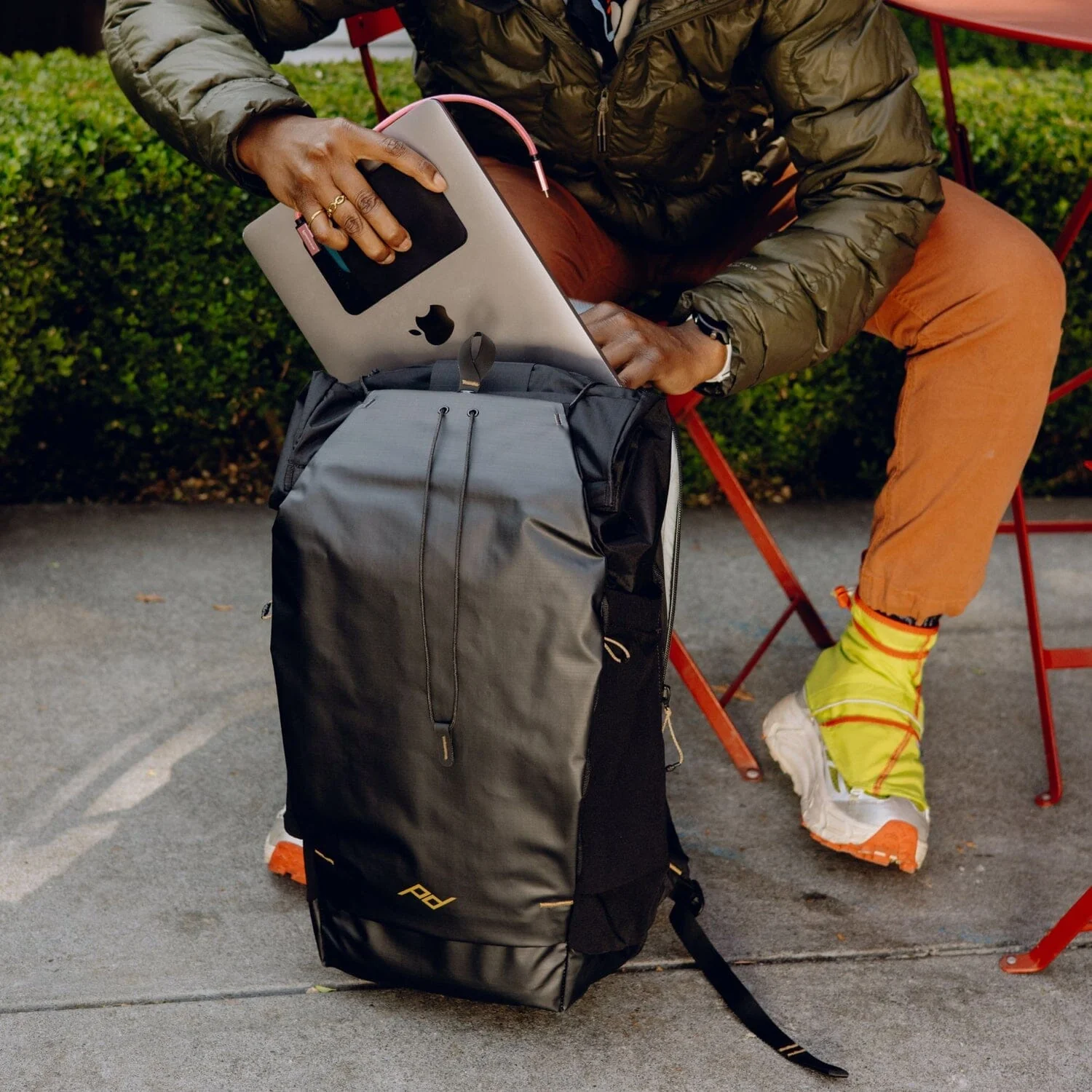 Peak Design Outdoor Backpack 25L - Image 11