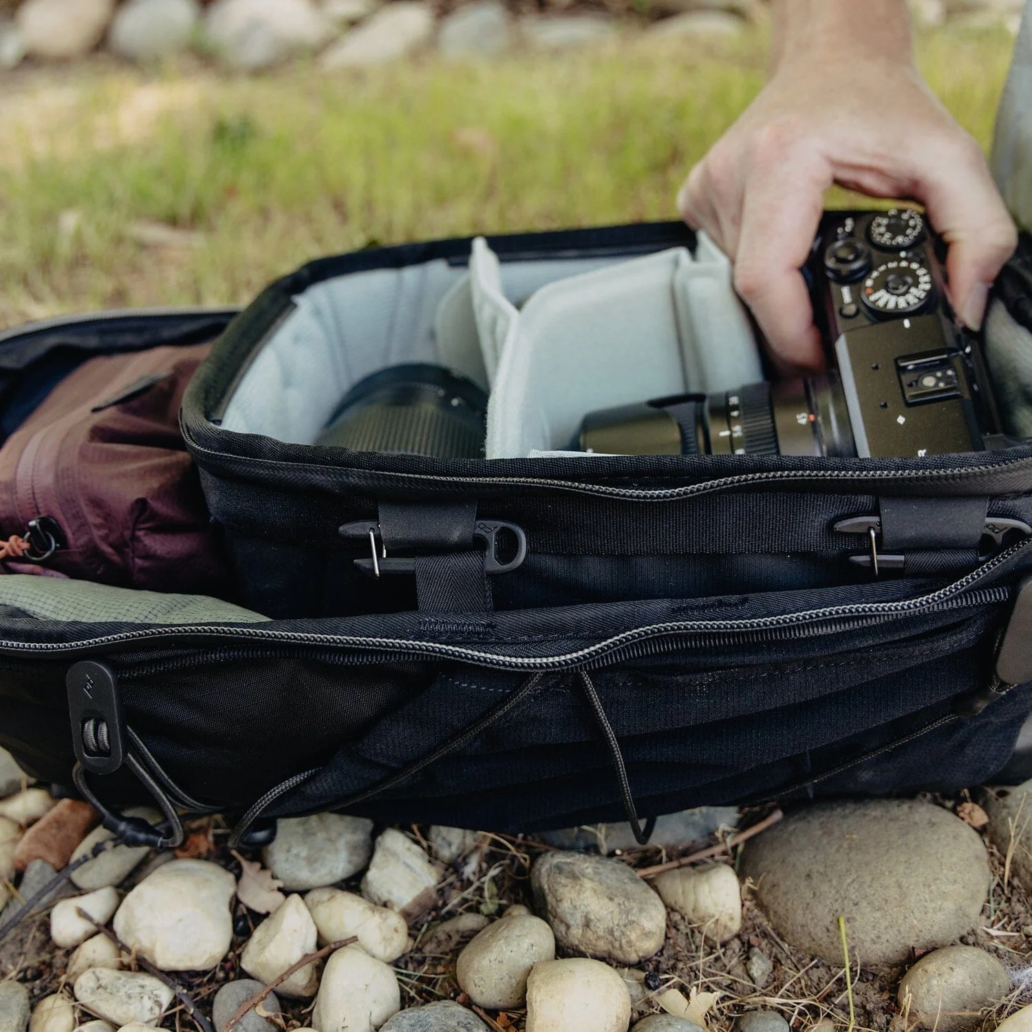 Peak Design Outdoor Backpack Zip 18L - Image 6