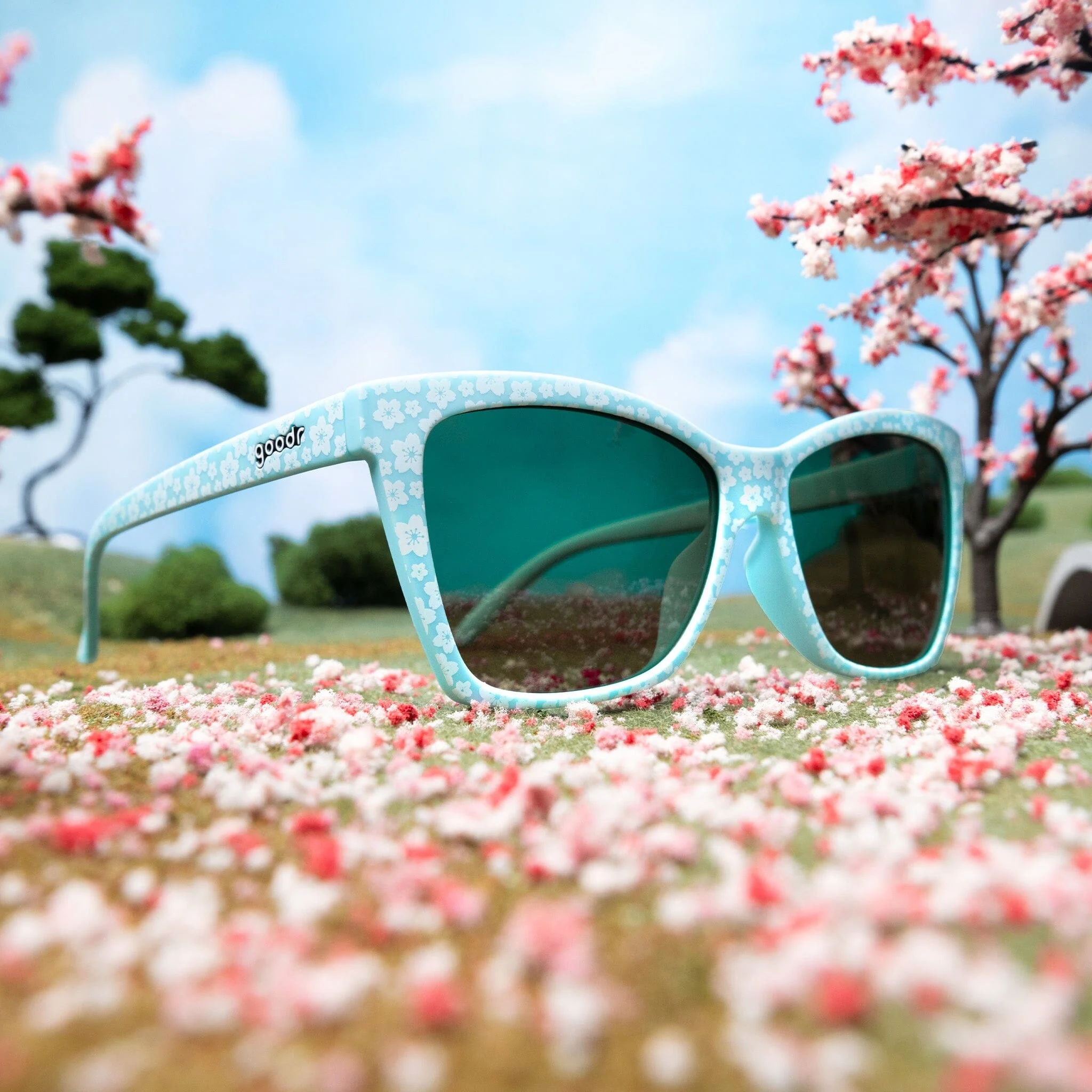 goodr POP G - Sports Sunglasses - Petal Pushers - Image 2