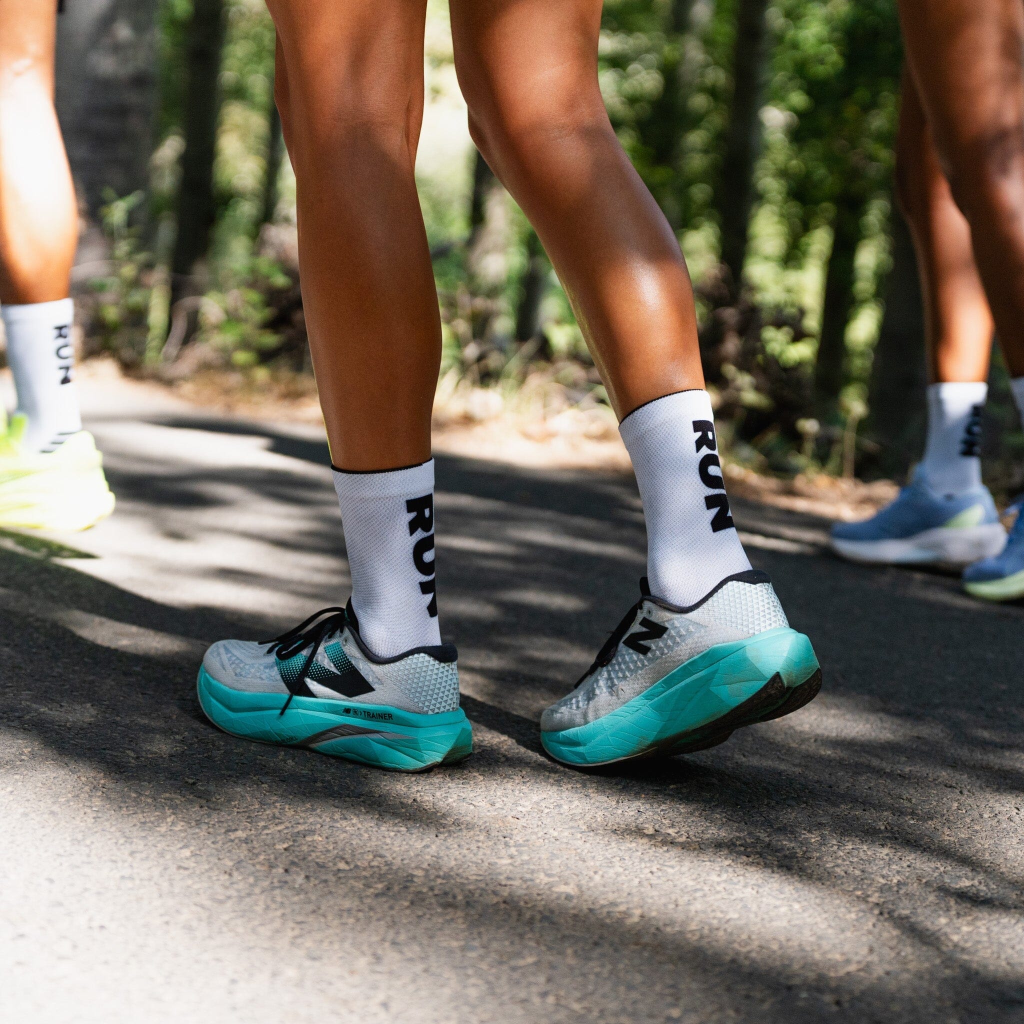 Versus RUN White Active Crew Socks - Image 2