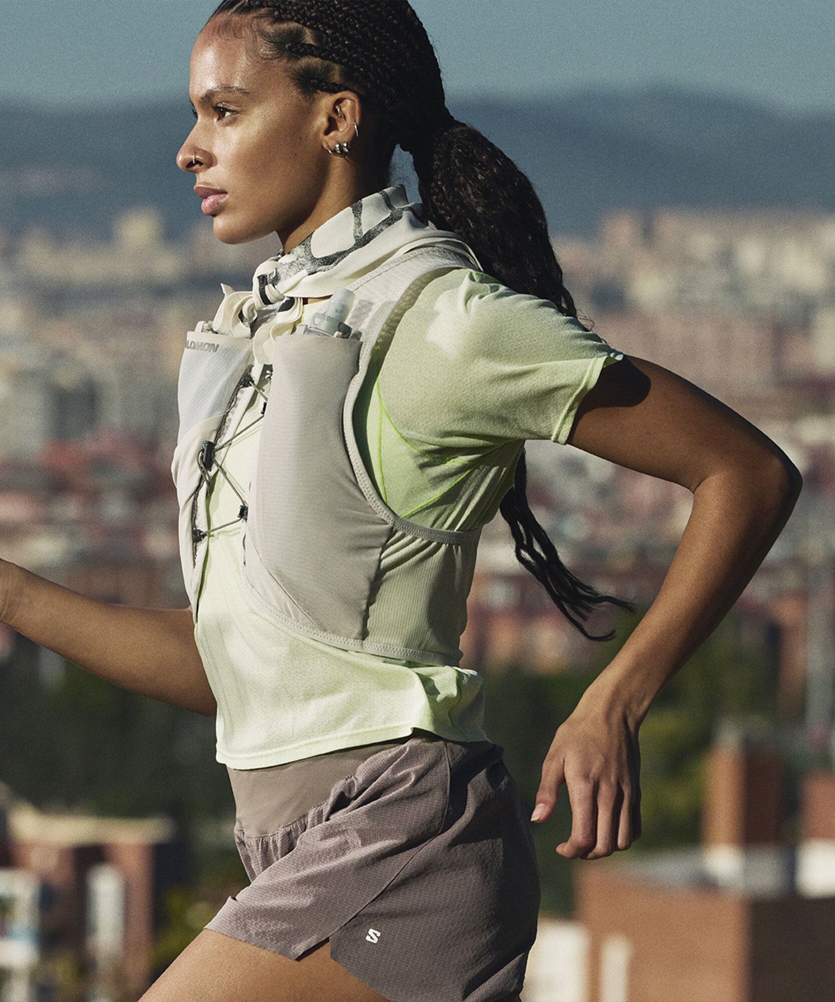 Salomon Gravel Skin 4 Unisex Running Vest - Image 5