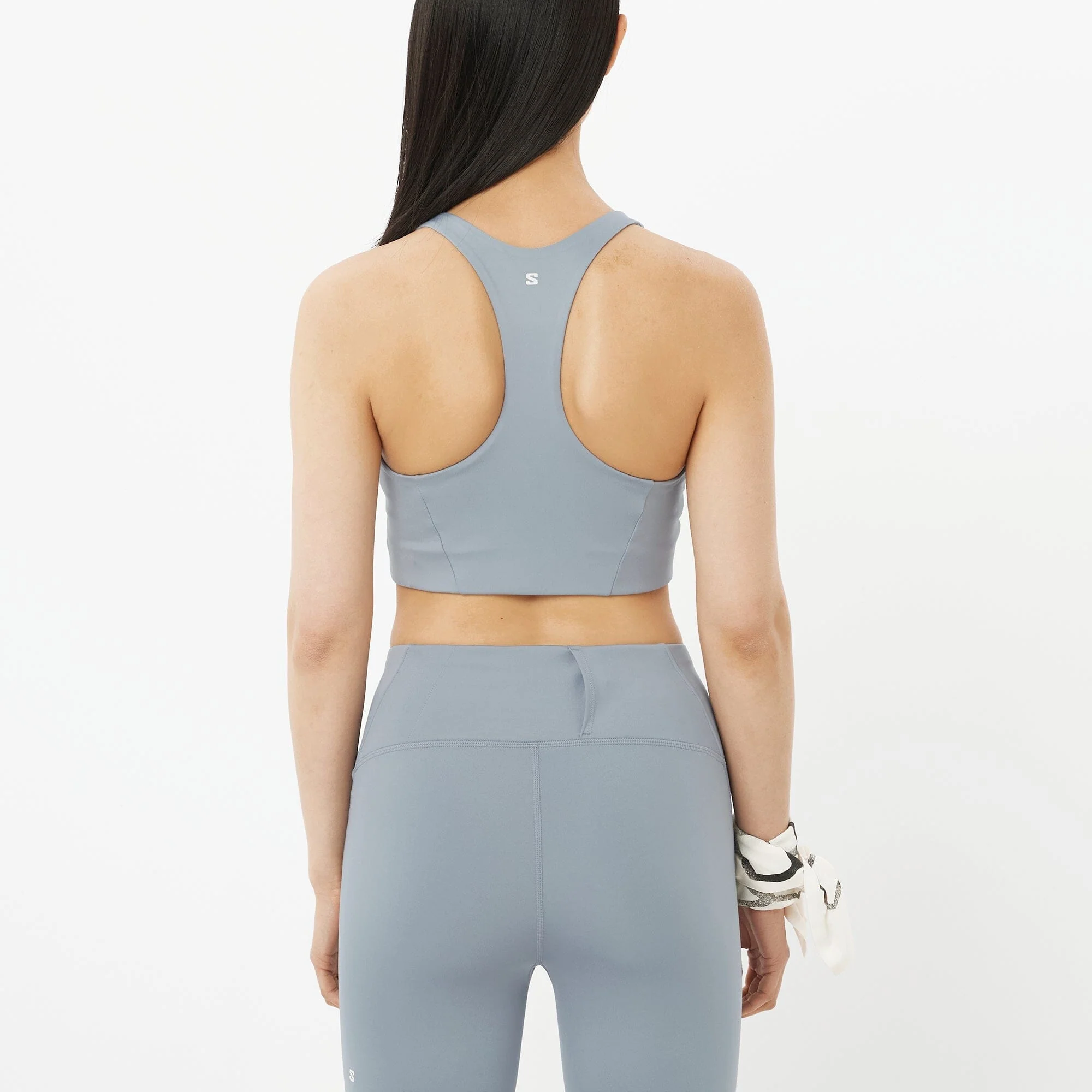 Salomon SHAKEout Core Women's Sports Bra - Image 3