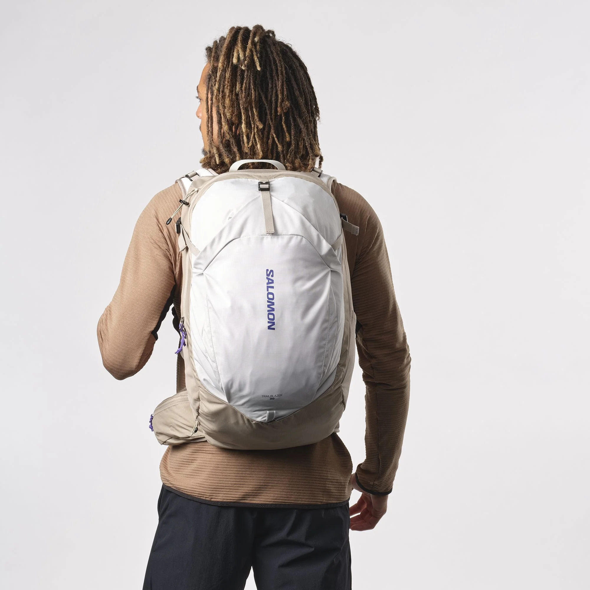 Salomon Trailblazer 30 Unisex Hiking Bag - Image 4