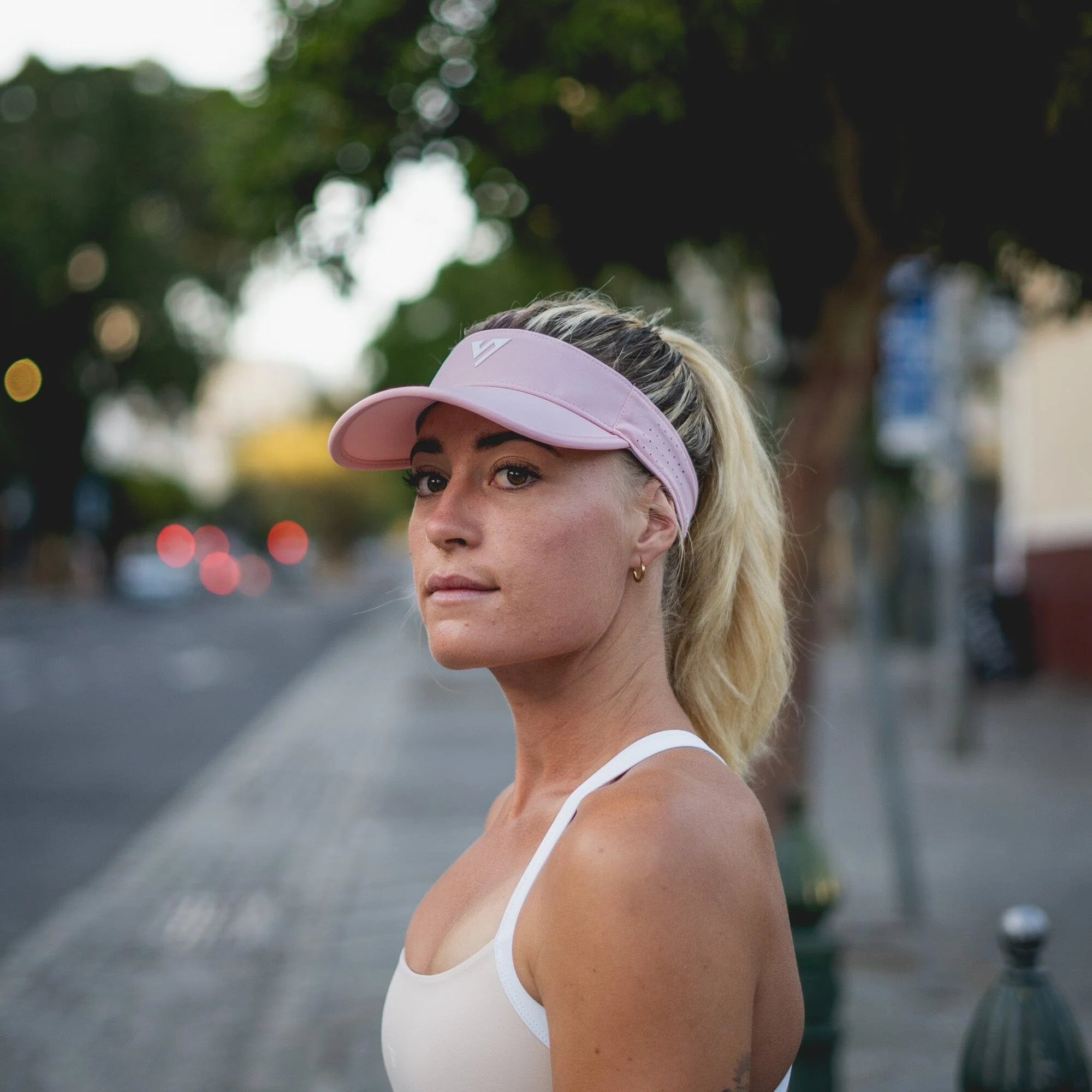 Versus Soft Pink Running Visor - Image 4