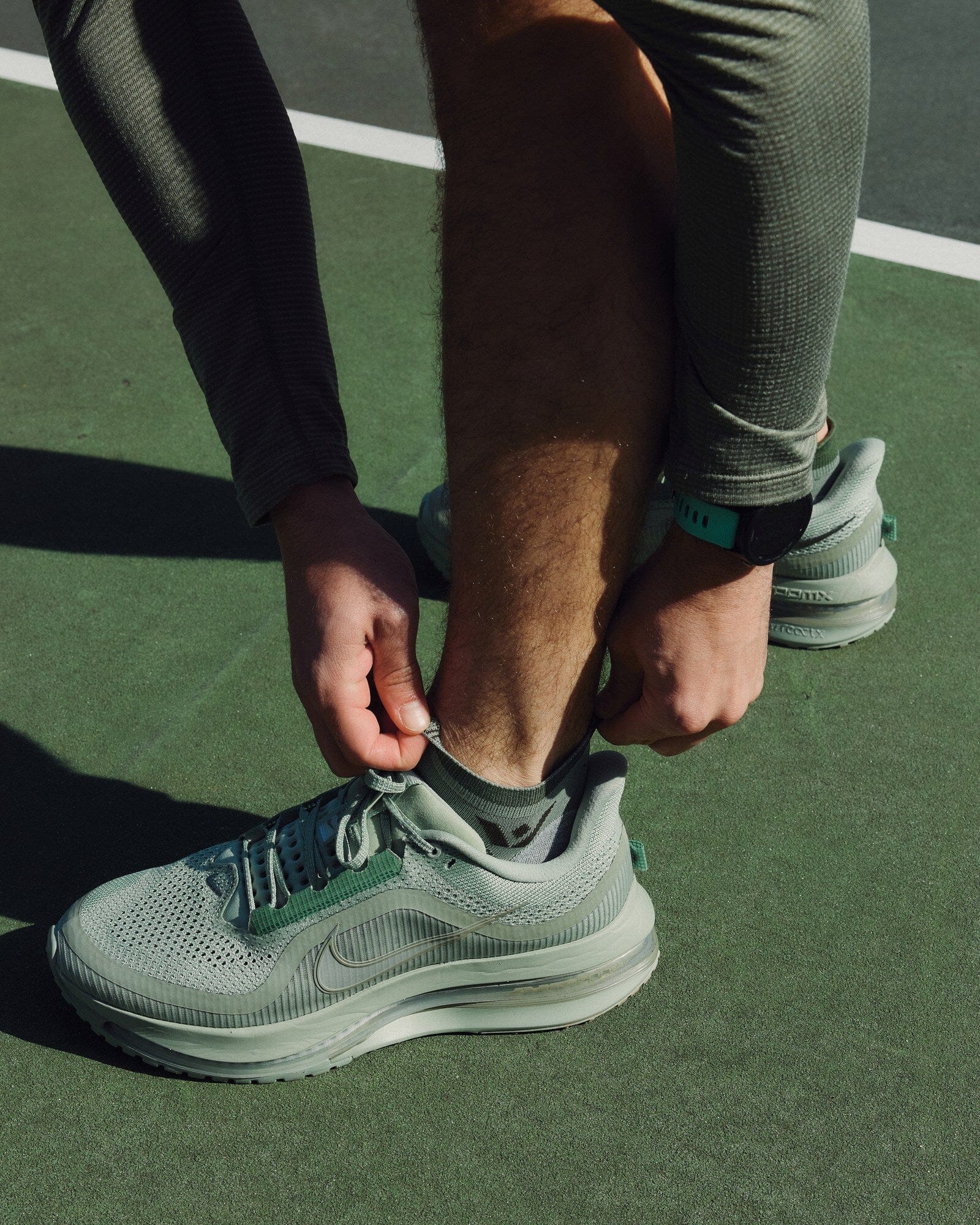 Swiftwick Maxus Ankle Socks - Image 3