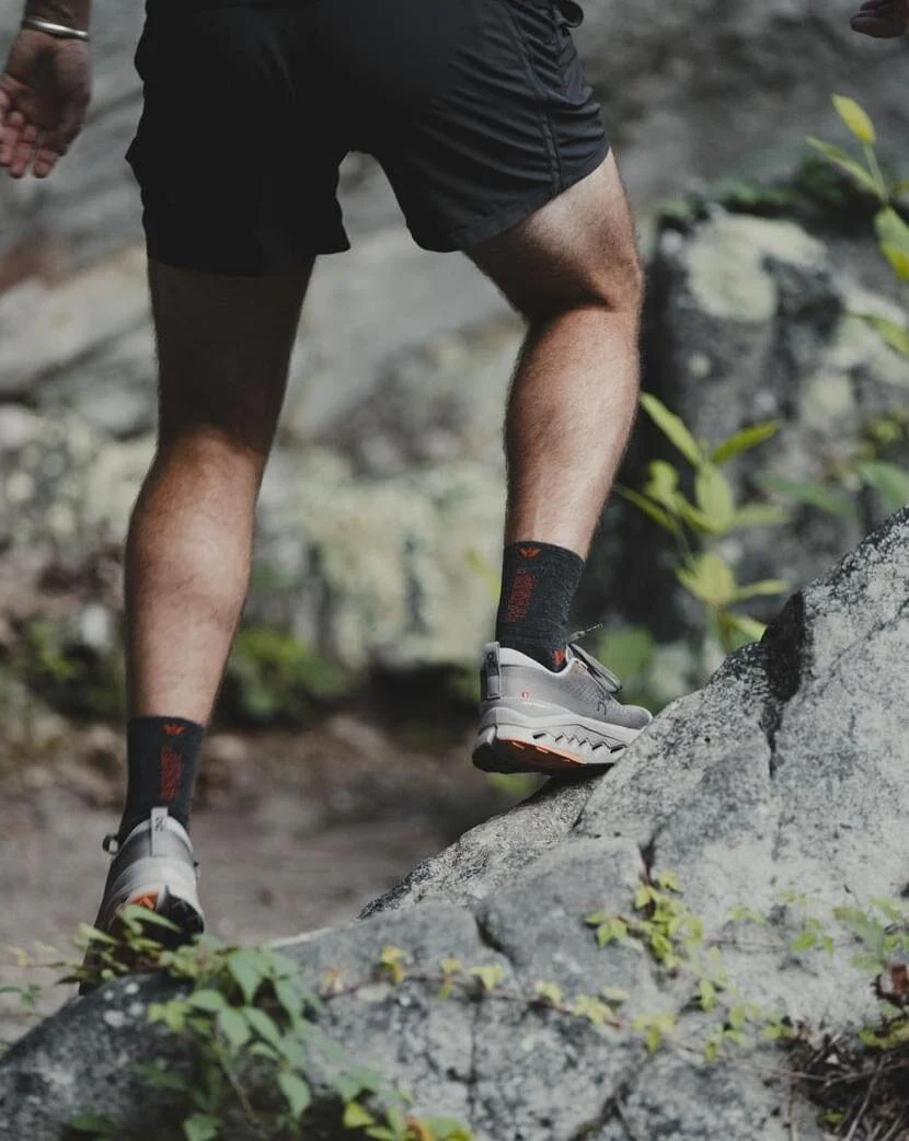 Swiftwick Pursuit Quarter Crew High Socks - Image 3