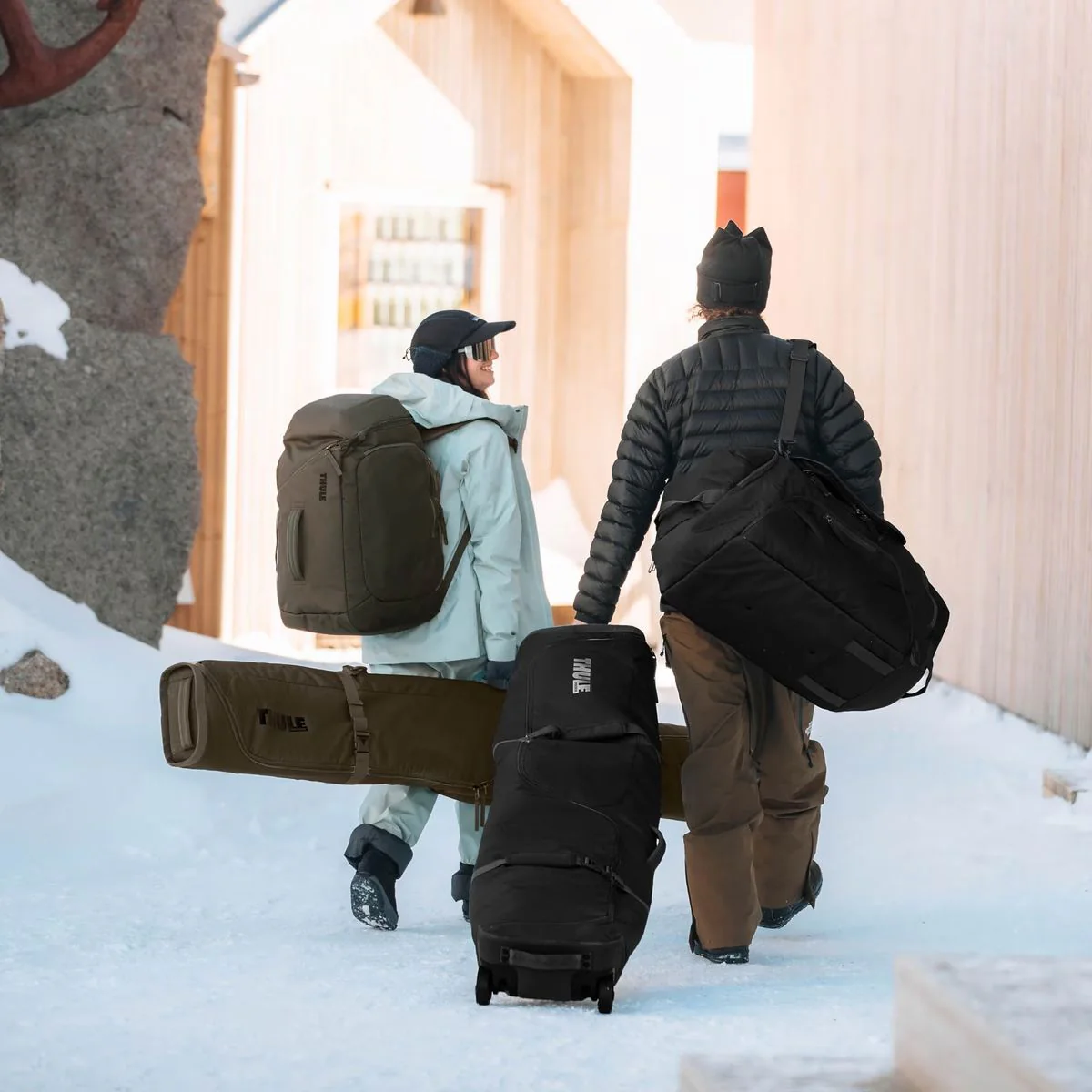 Thule RoundTrip Snowboard and Ski Boot Backpack 60L - Image 5
