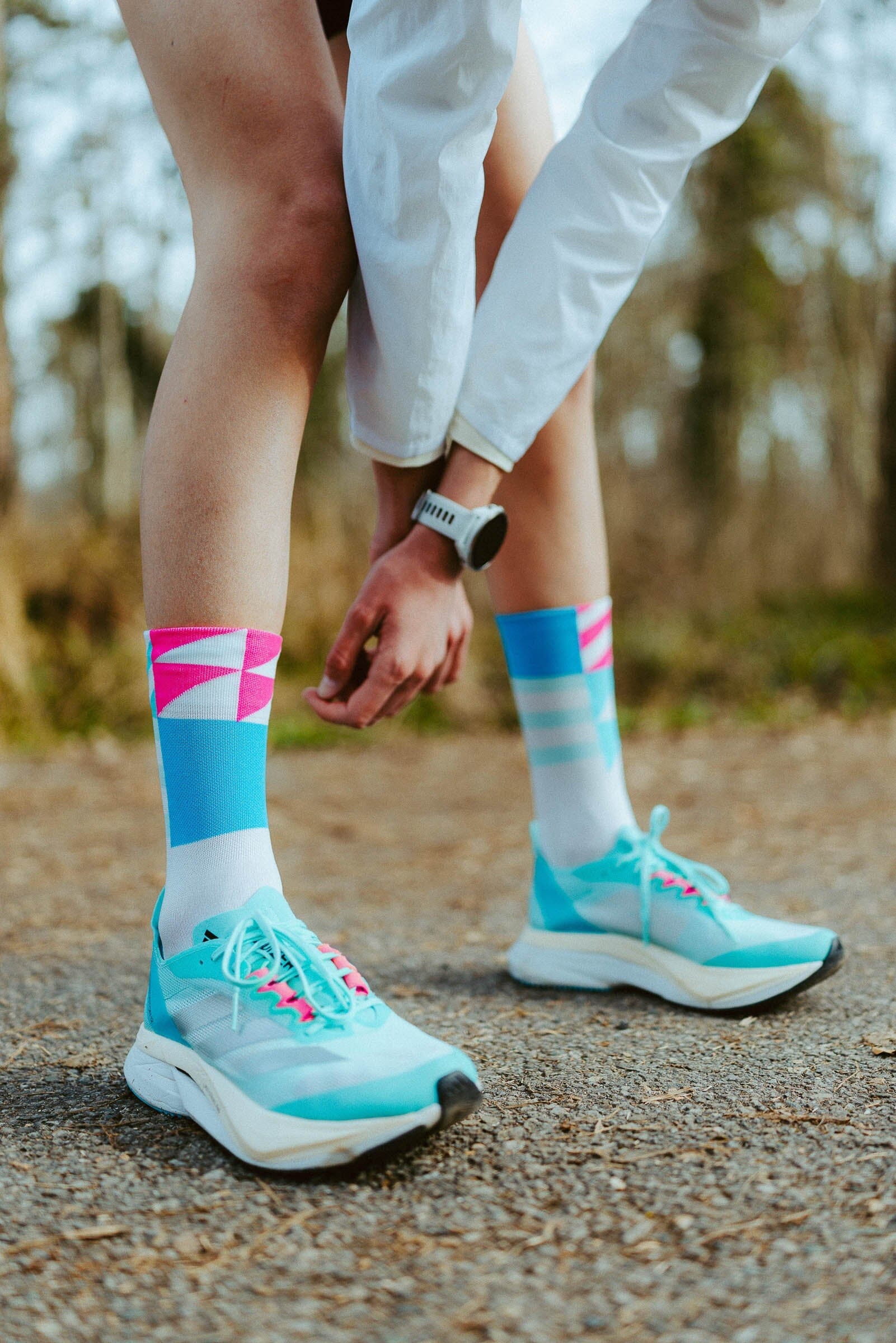 Incylence Ultralight Elements White Blue Pink Socks - Image 4